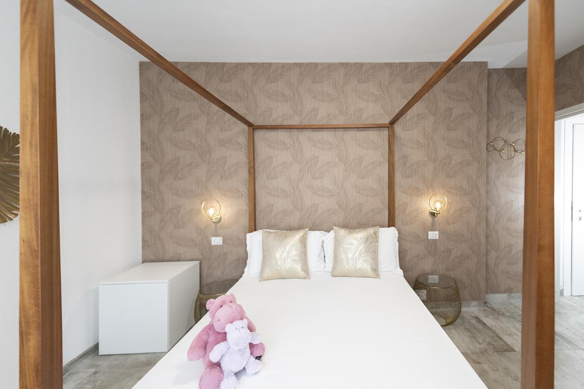 Superior Double Room - Photo 12