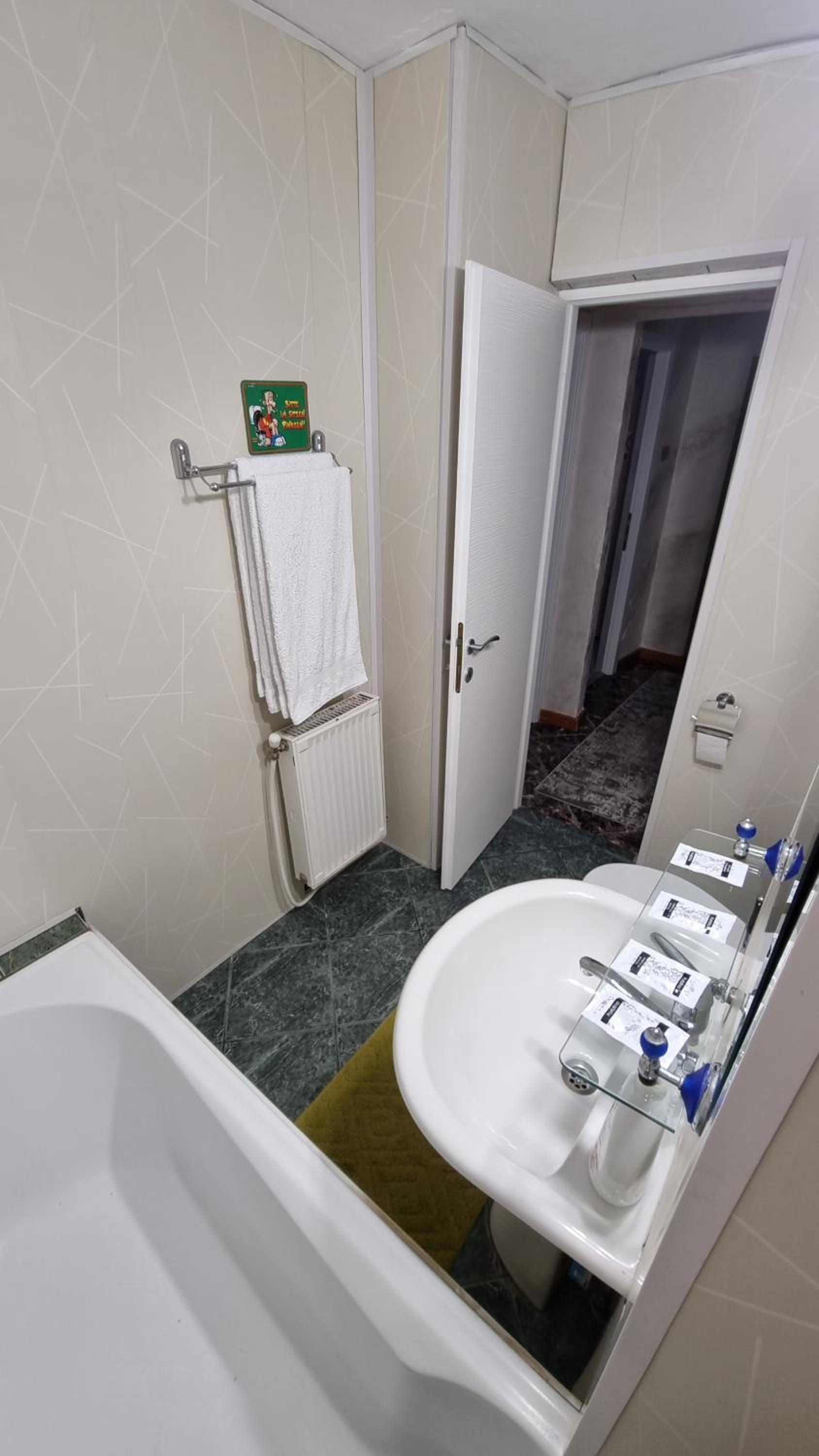 Apartment - Photo 39