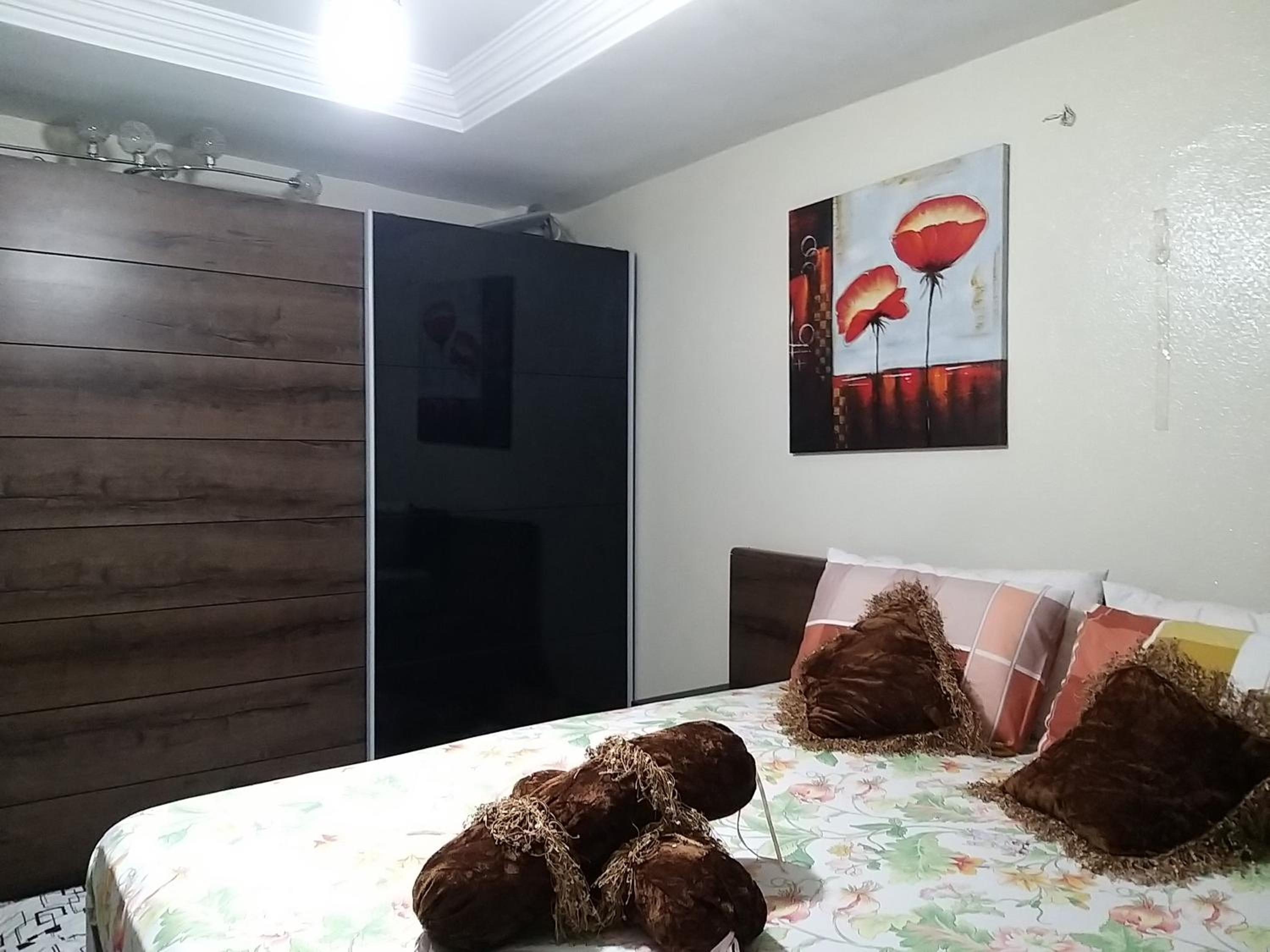 Two-Bedroom Apartment - Photo 23
