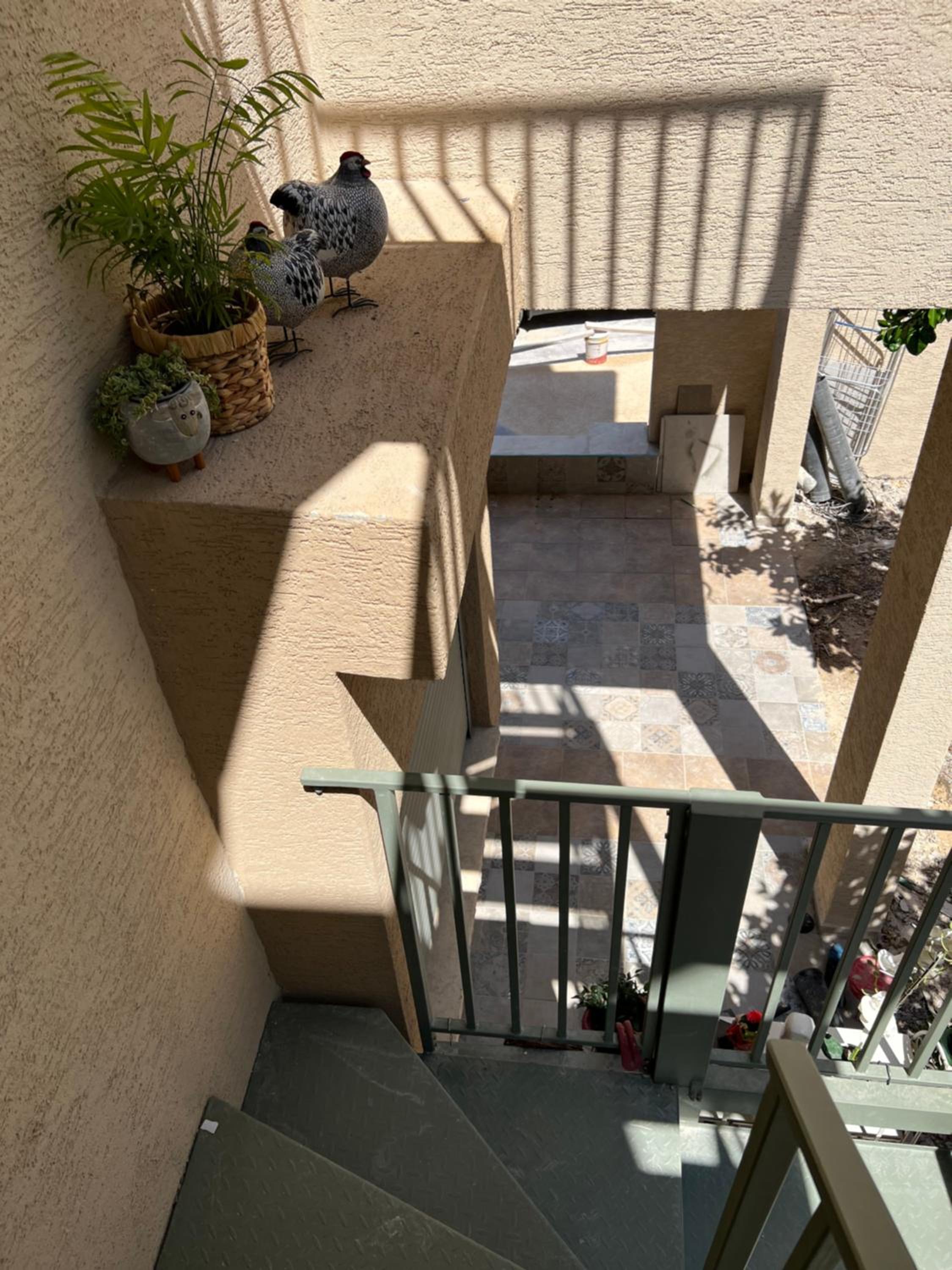Apartment with Garden View - Photo 6