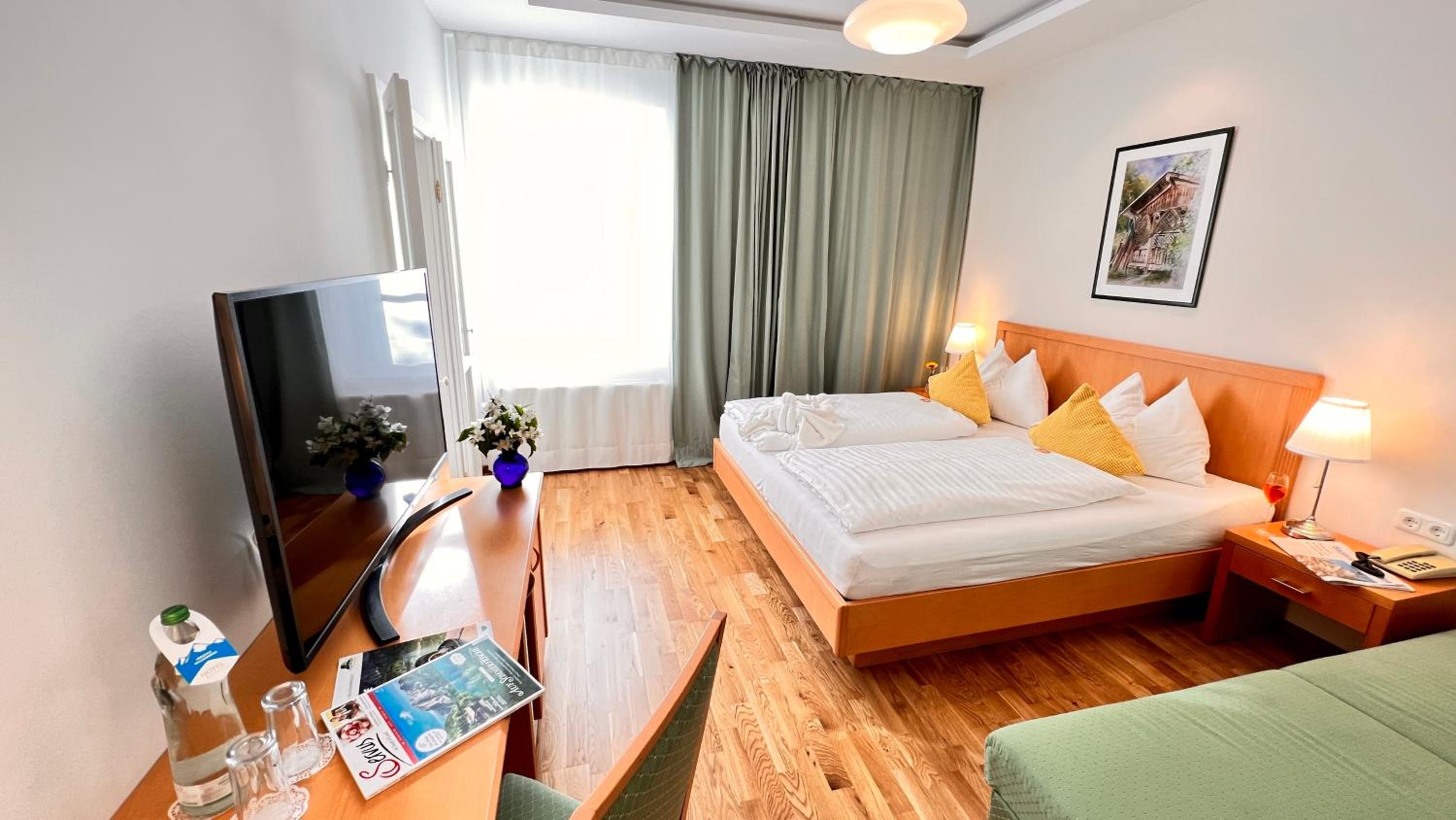 Double Room with Mountain View