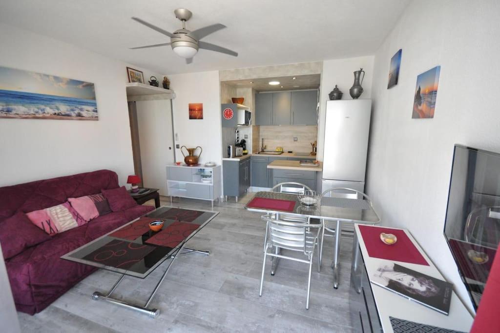 Apartment with Sea View - Photo 30