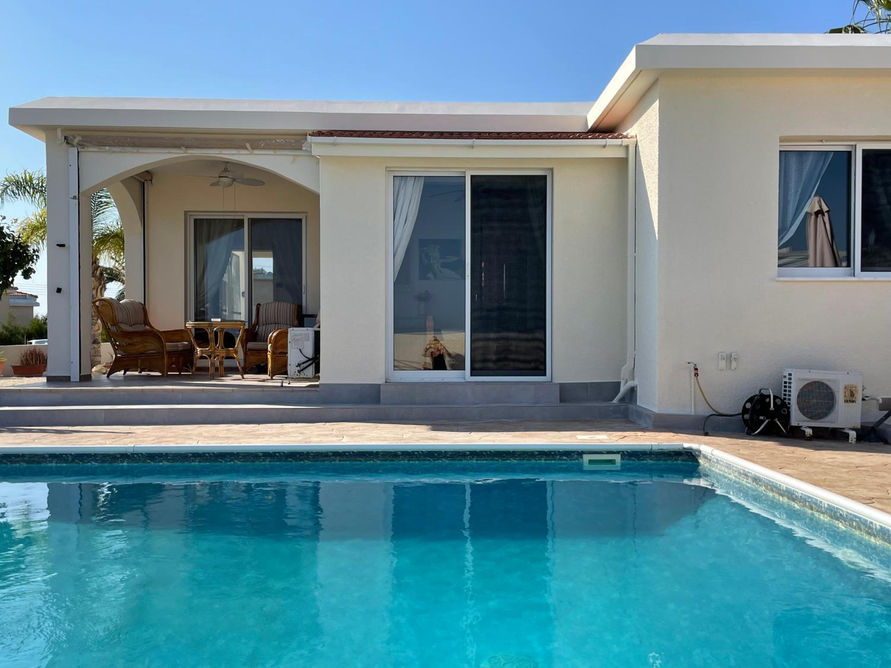 Three-Bedroom Villa photo 1