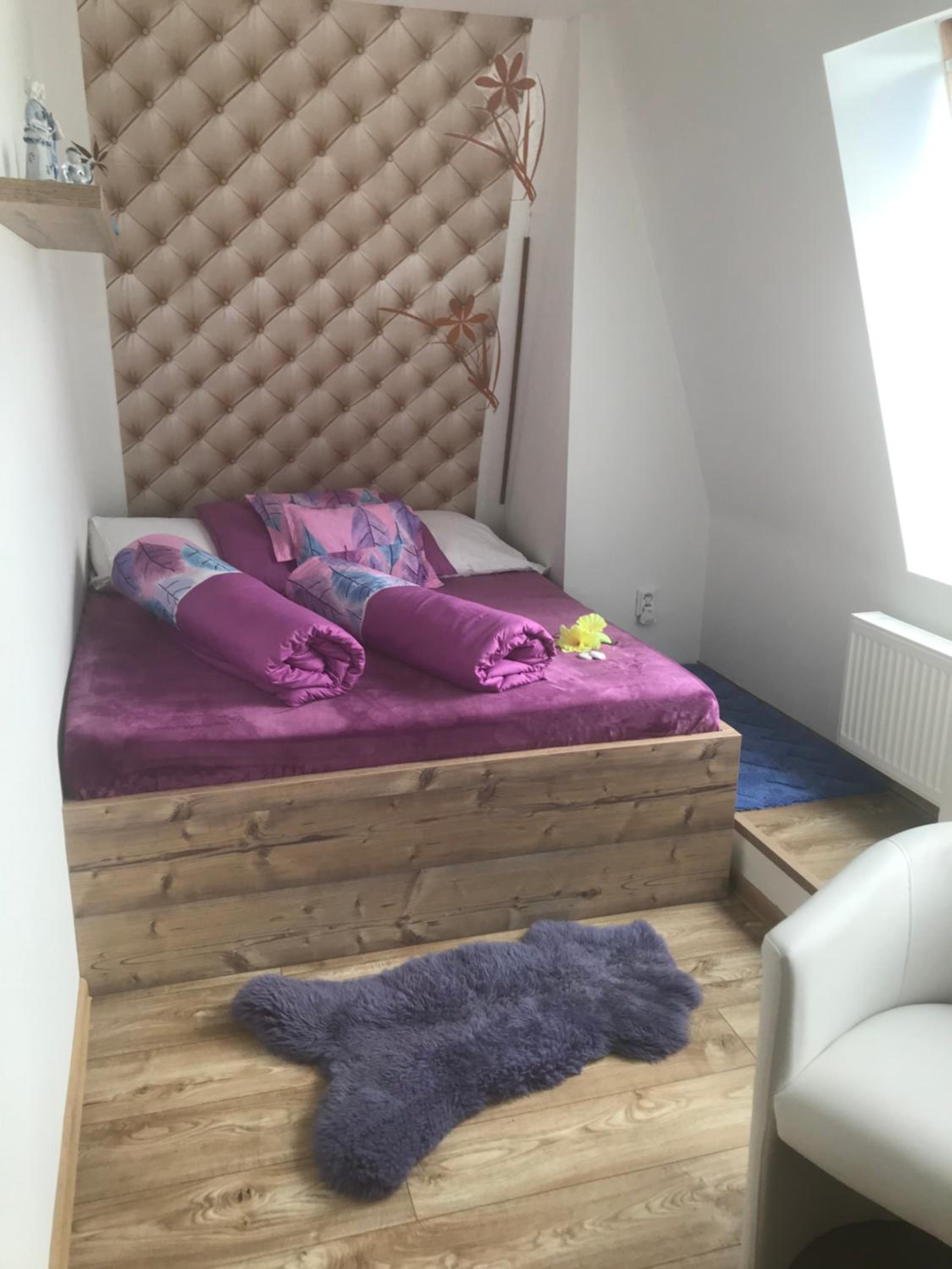 Standard Double Room - Photo 10