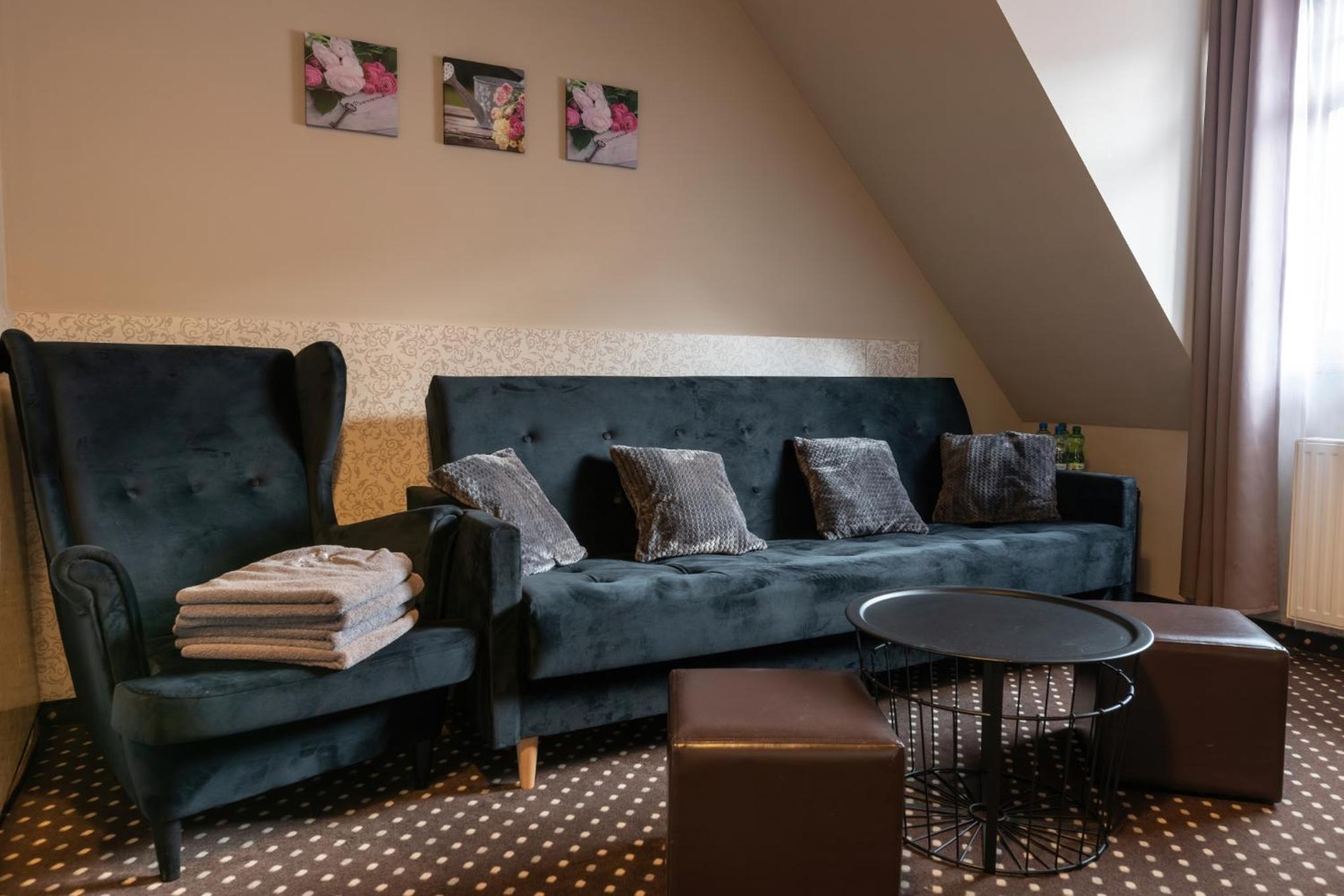 Apartment - Photo 3