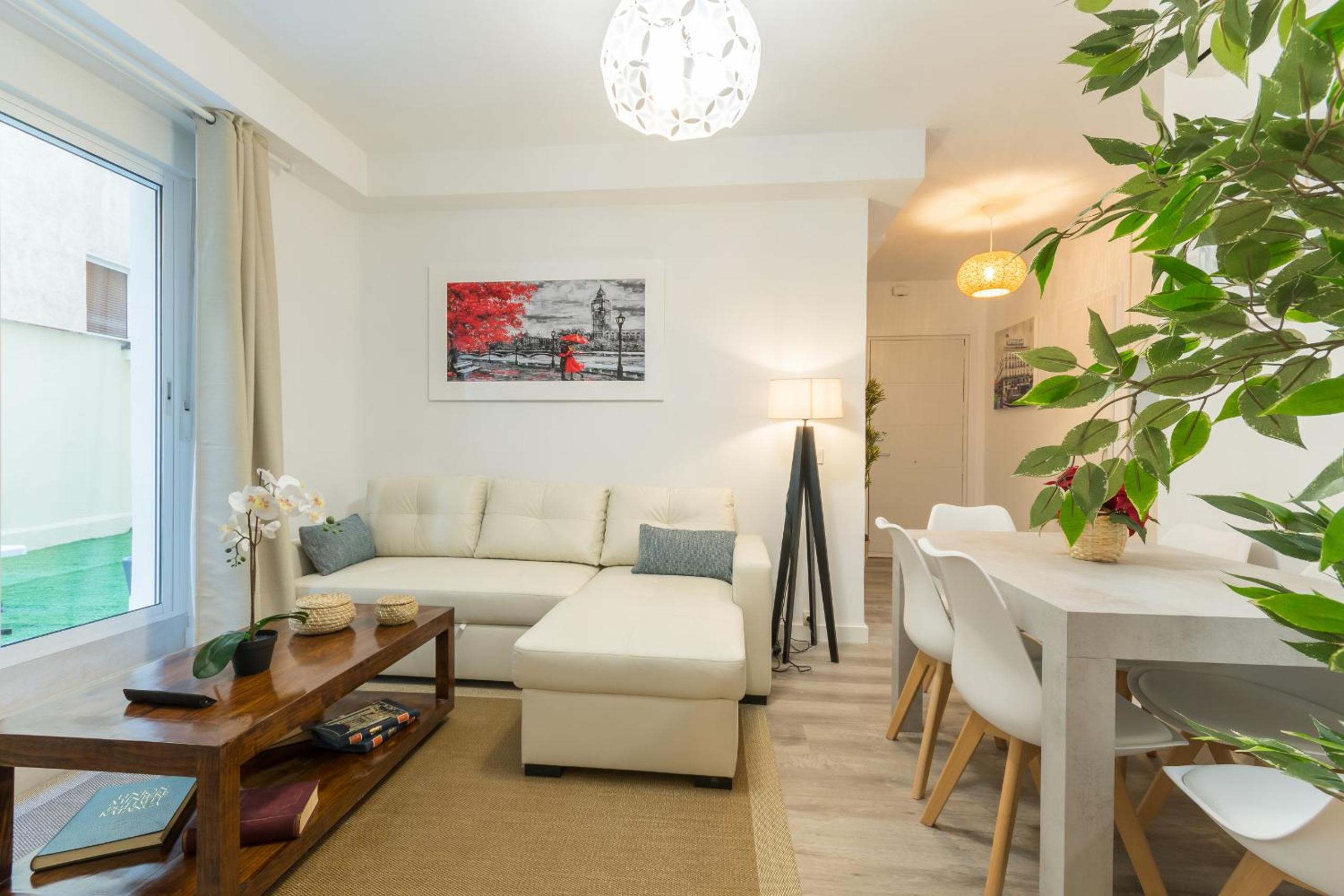 Apartamento de Tres Habitaciones II
