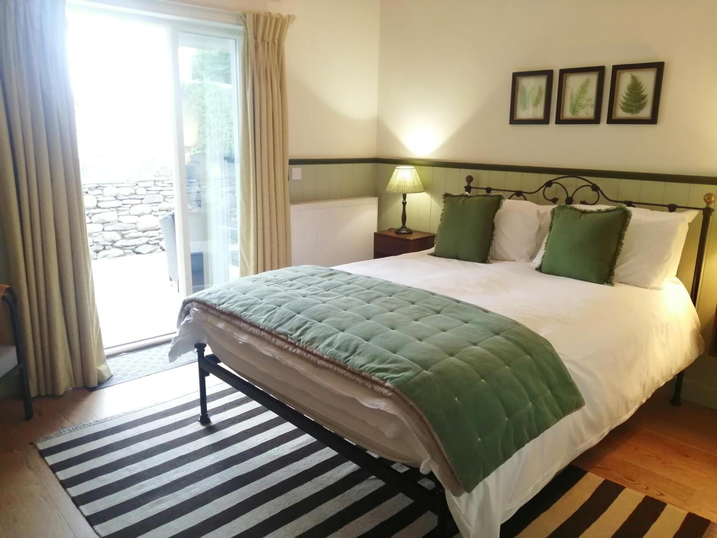 King Room with Garden View - Photo 2