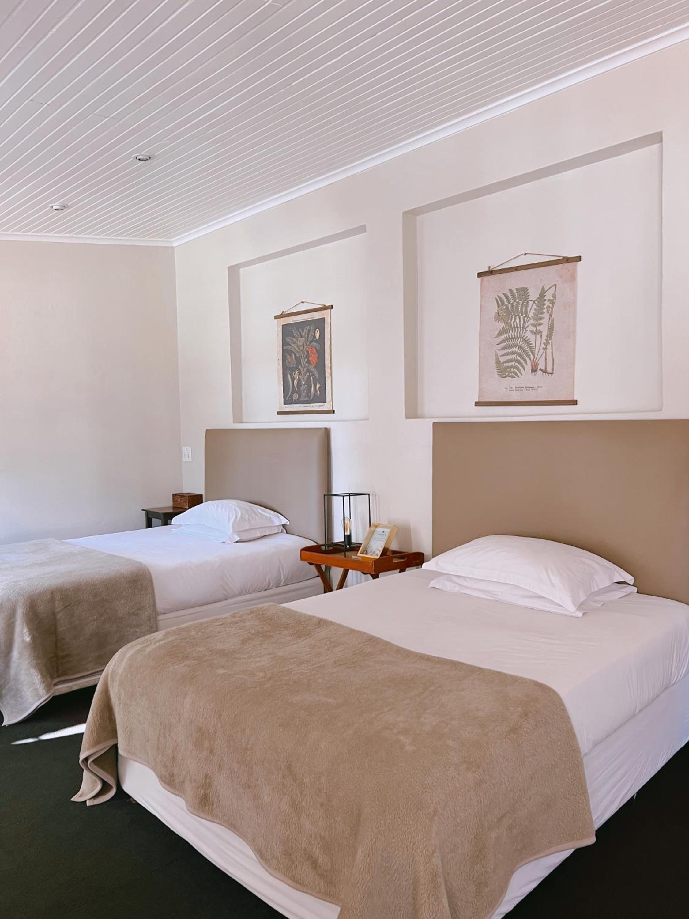 Standard Twin Room with Garden View photo 2
