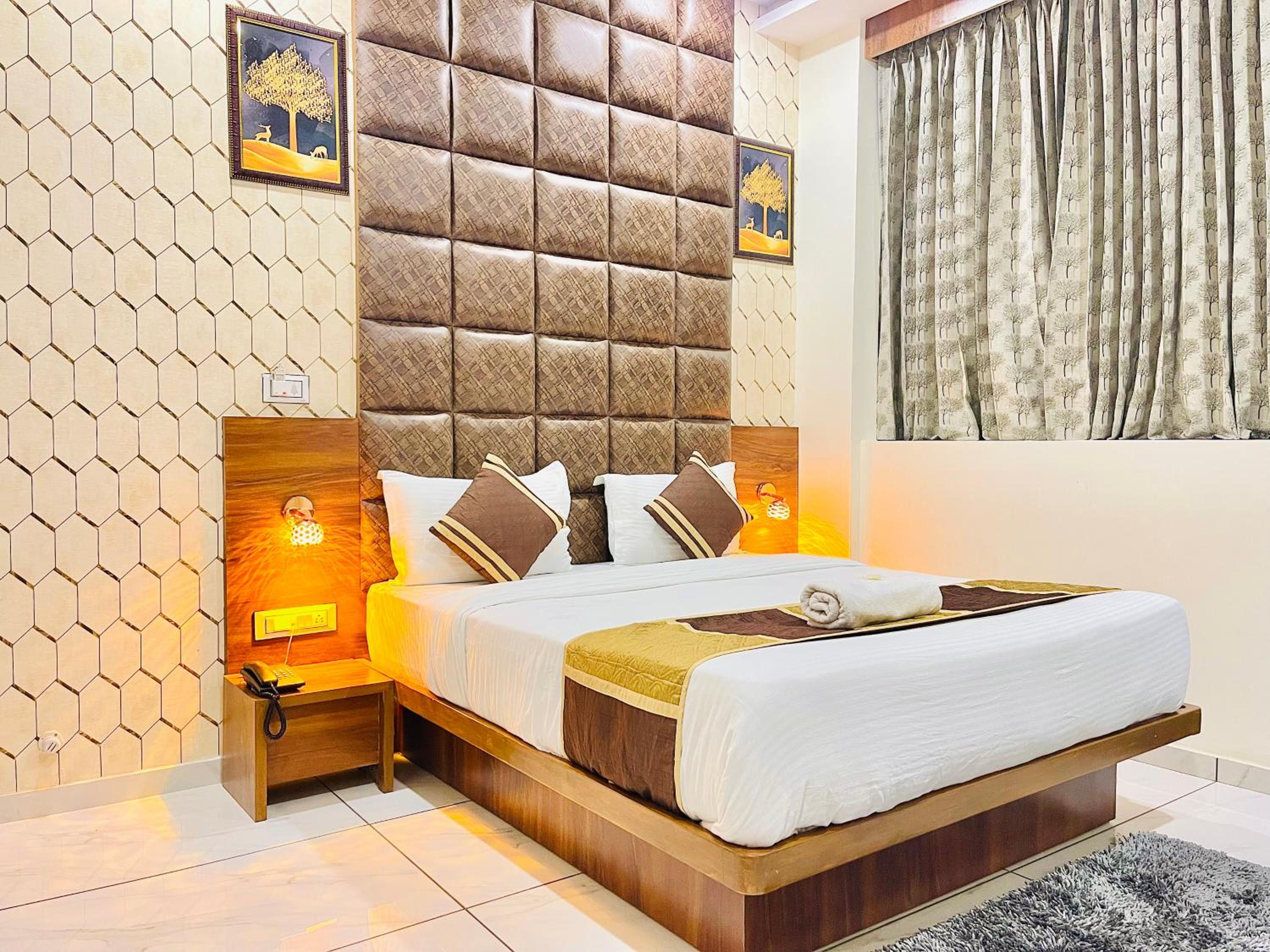 Deluxe Double or Twin Room with Garden View photo 2