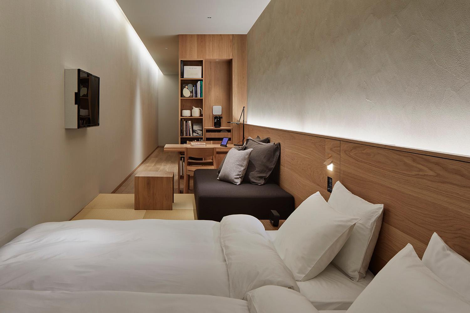 Deluxe Twin Room - Type F - Non Smoking photo 3