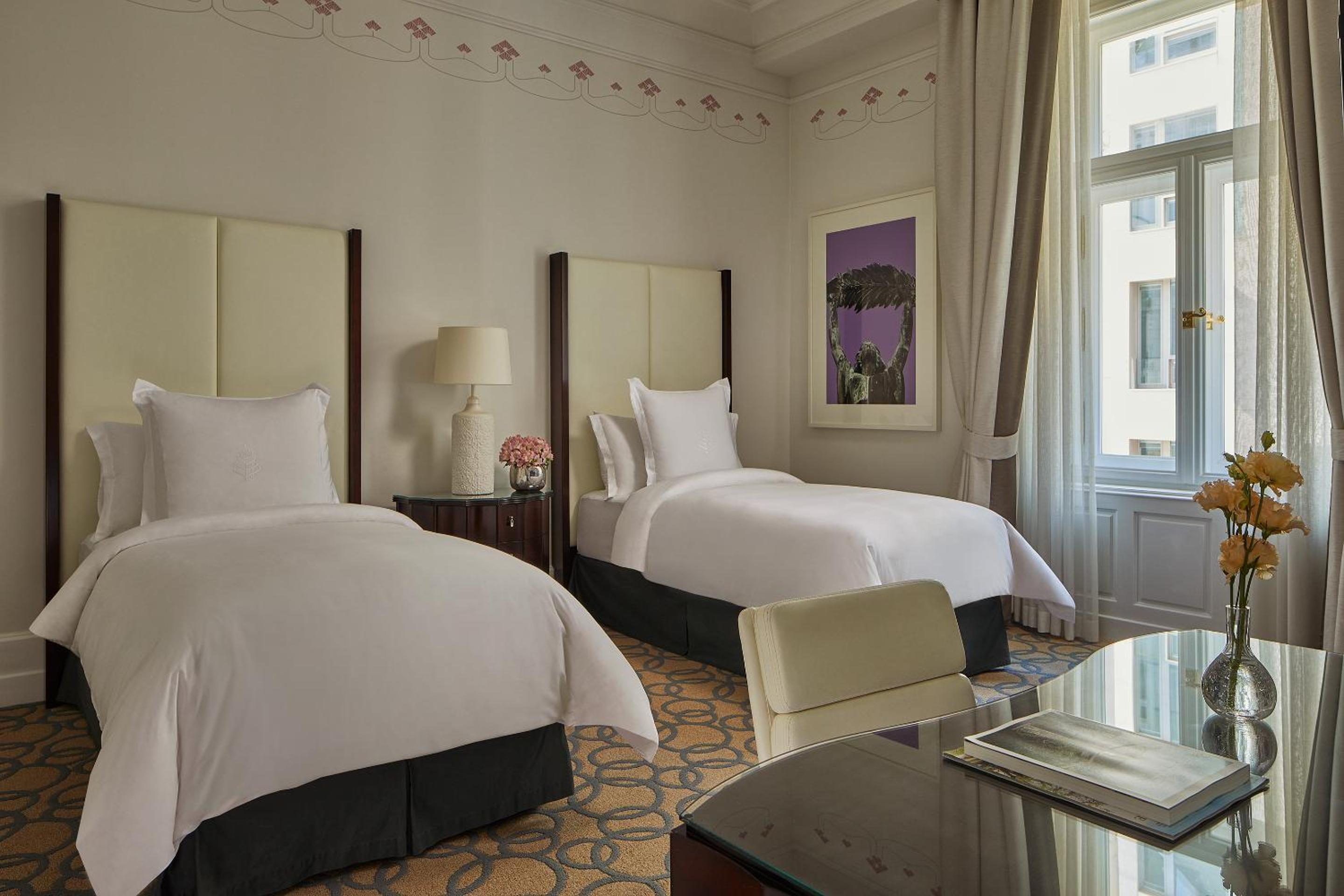 Superior Room with Two Twin Beds - Photo 5