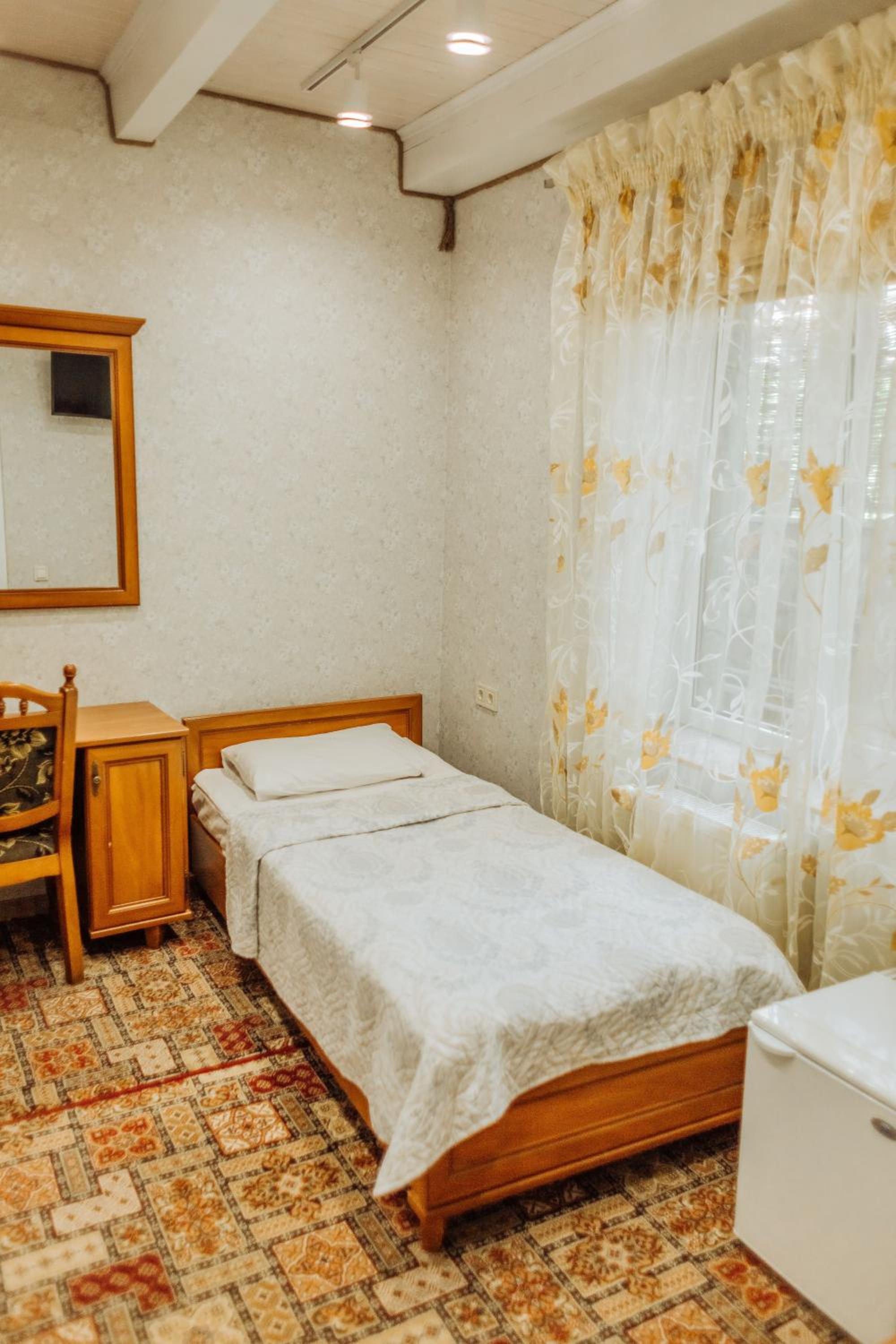 Budget Single Room