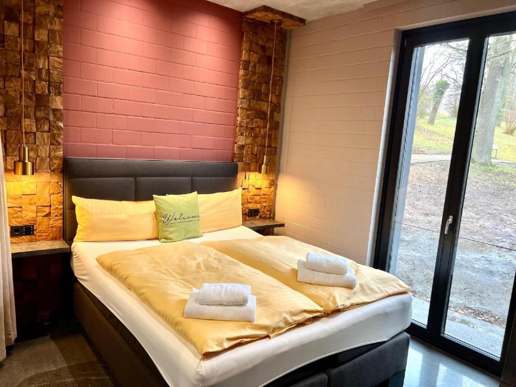 Double Room with Garden View - Photo 1