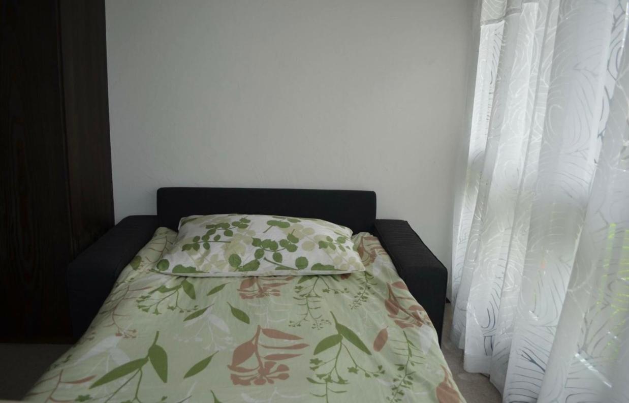 One-Bedroom Apartment - Photo 9