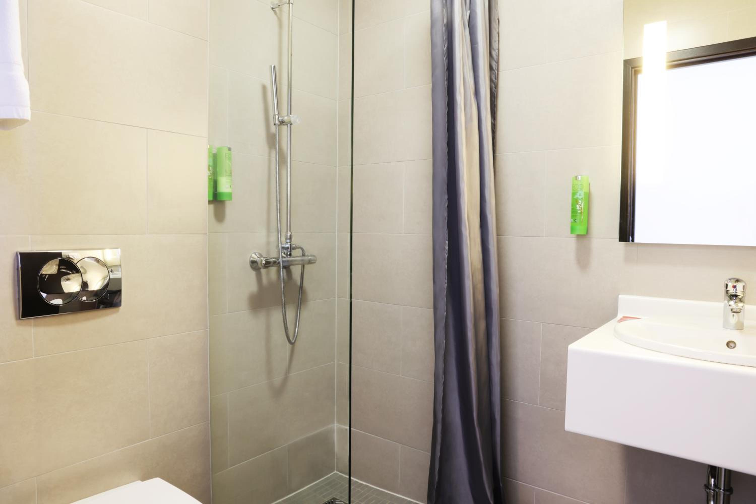 Superior Twin Room photo 3