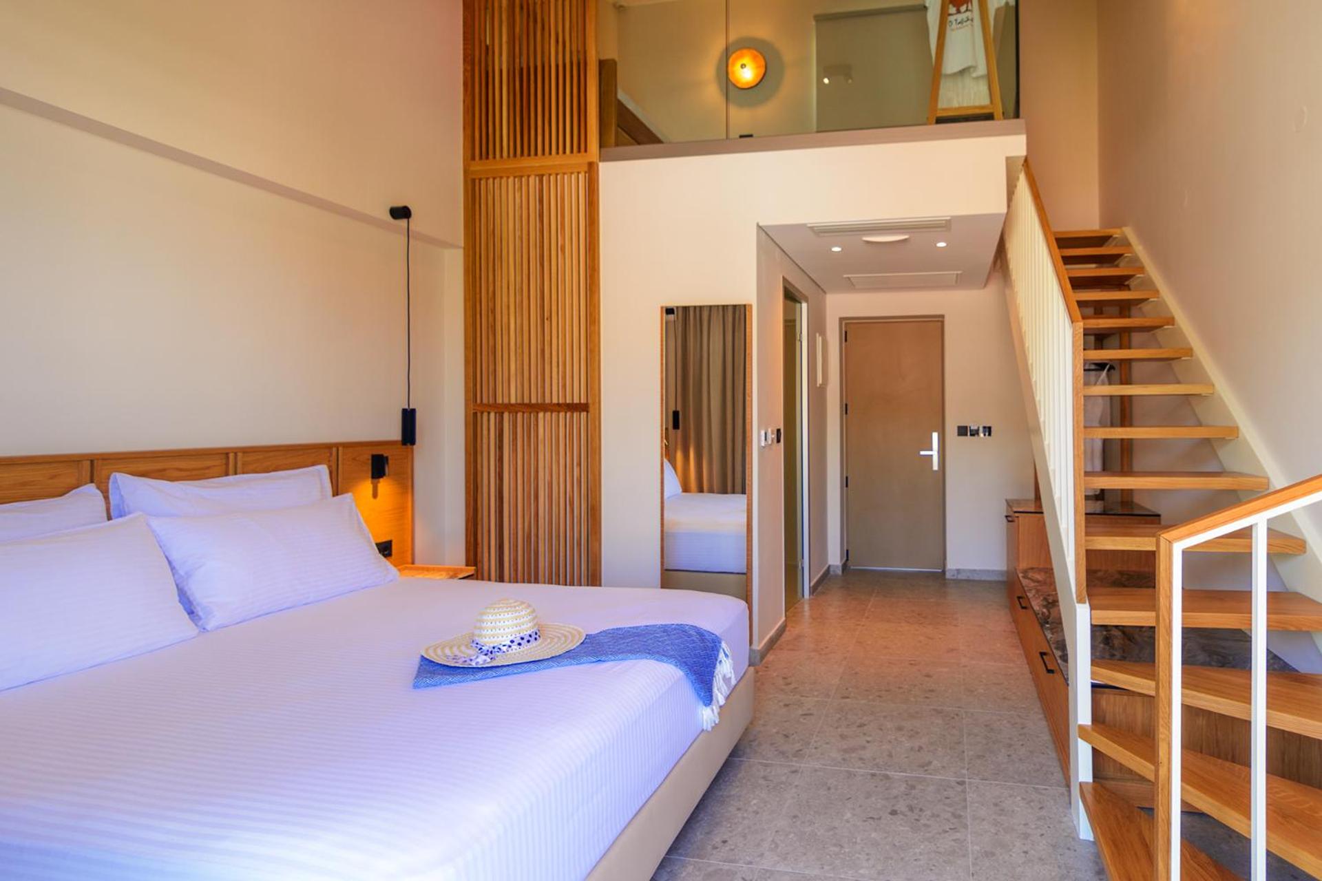 Maisonette photo 1