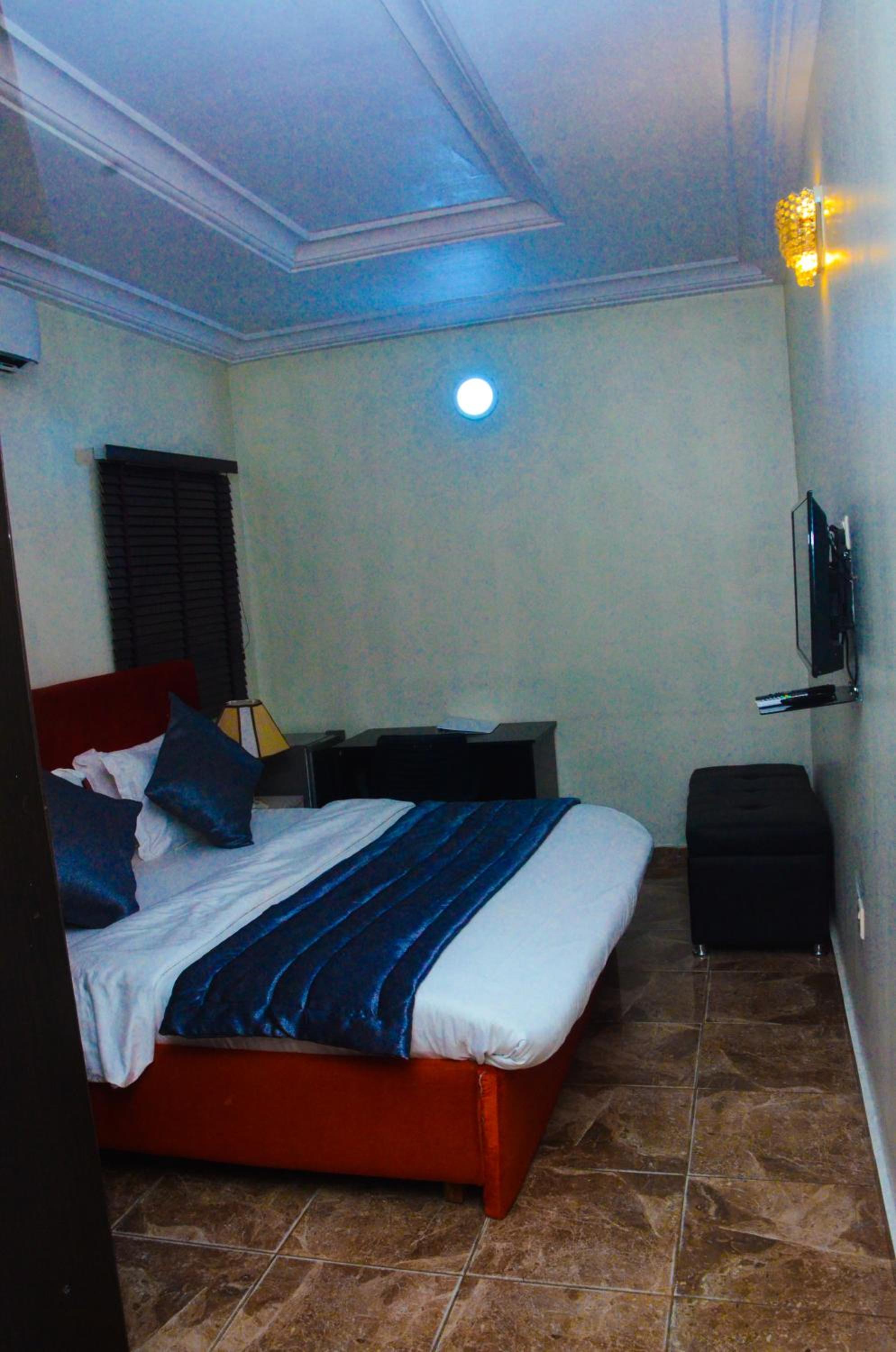 Standard Double Room photo 3