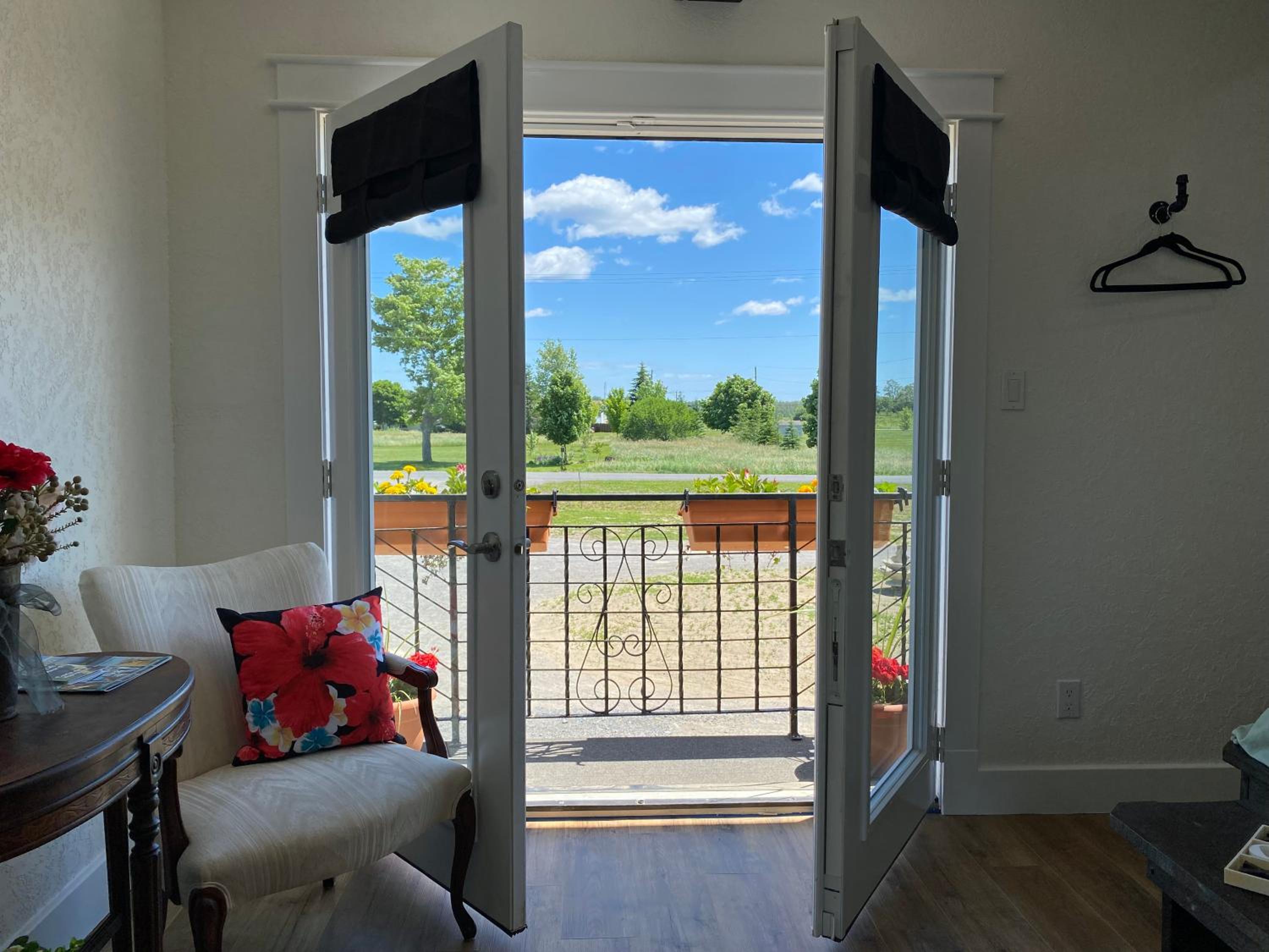 King Room with Balcony photo 3