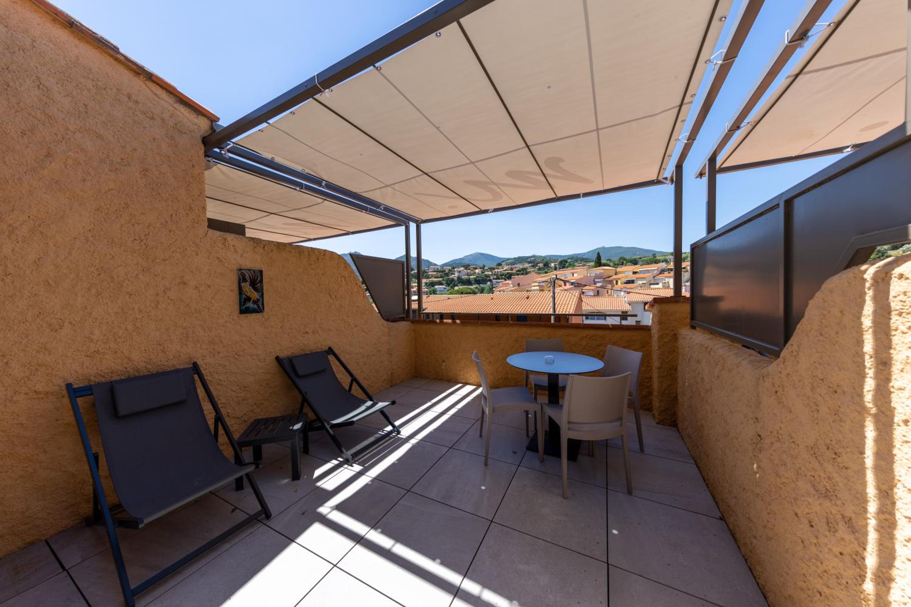 Junior Suite With Balcony - Photo 9