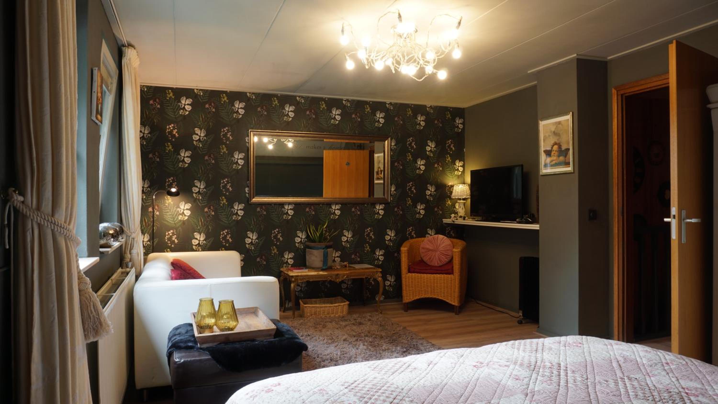 Double Room with Private External Bathroom