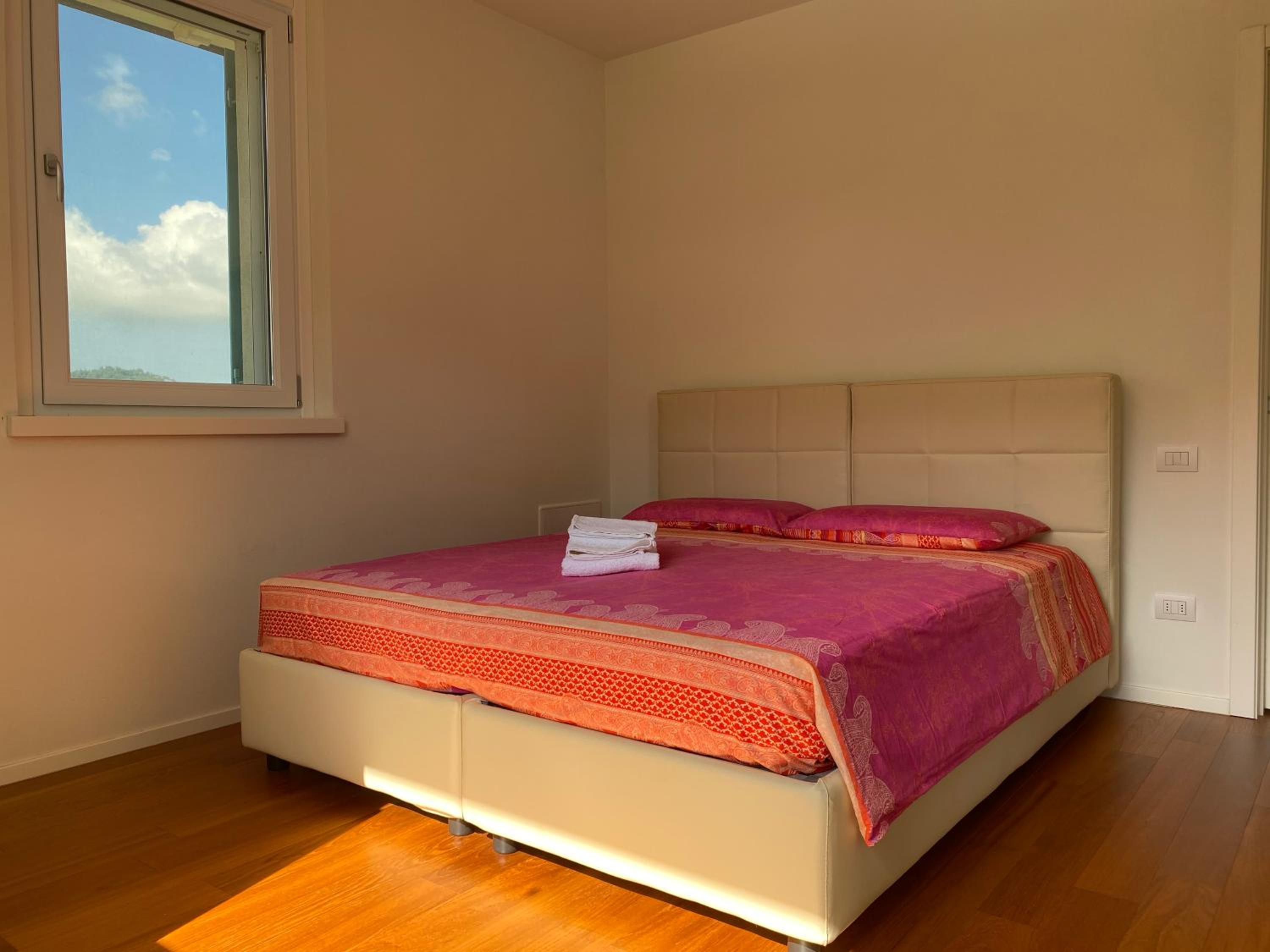 Villa com Piscina Privada