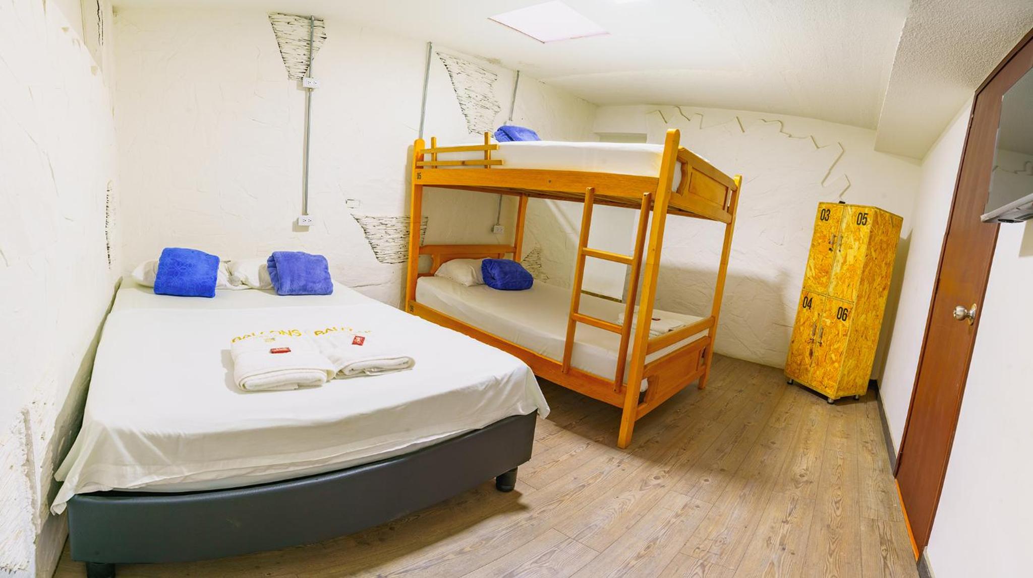 Quadruple Room with Bathroom photo 1