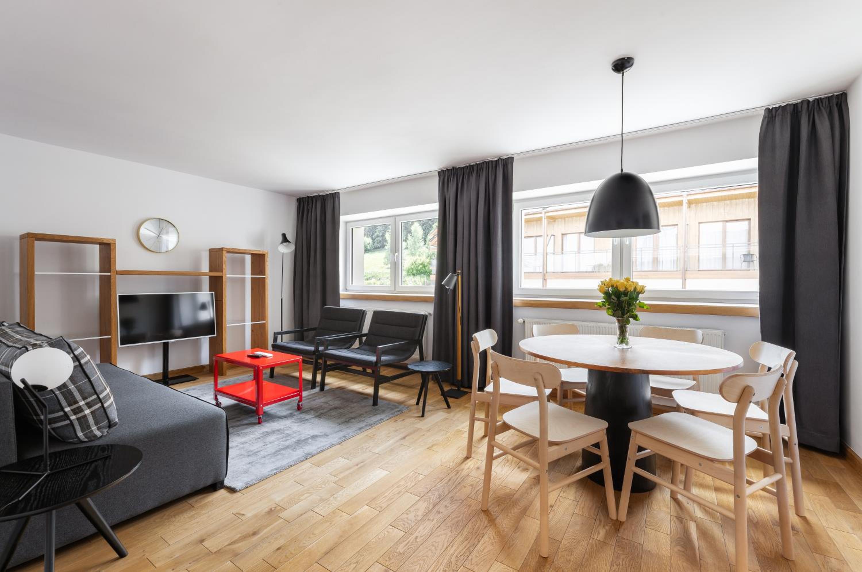 Two-Bedroom Apartment - Photo 6