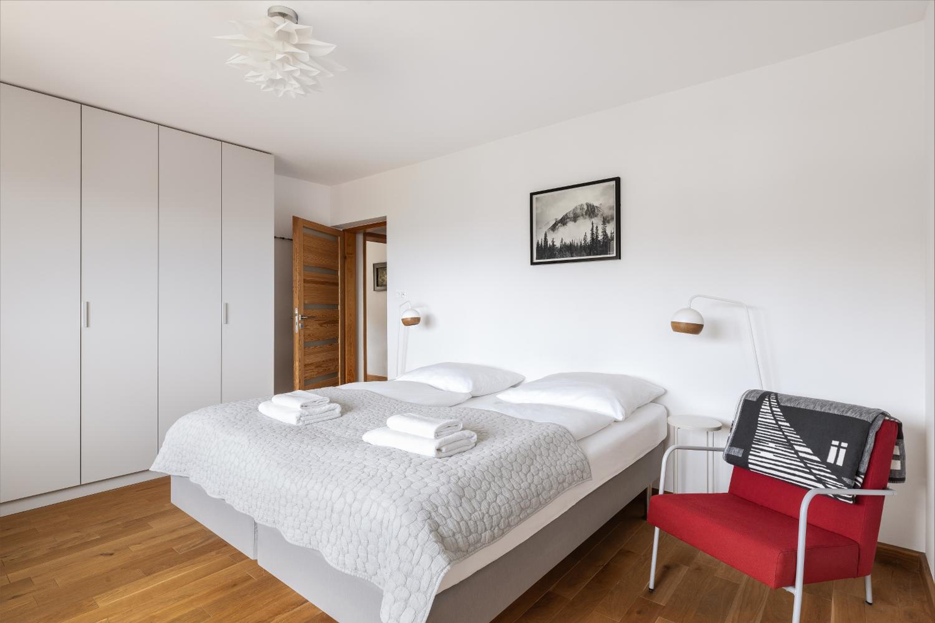 Two-Bedroom Apartment - Photo 12