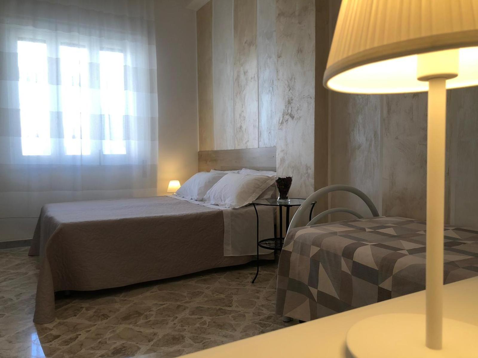 Triple Room with Private External Bathroom