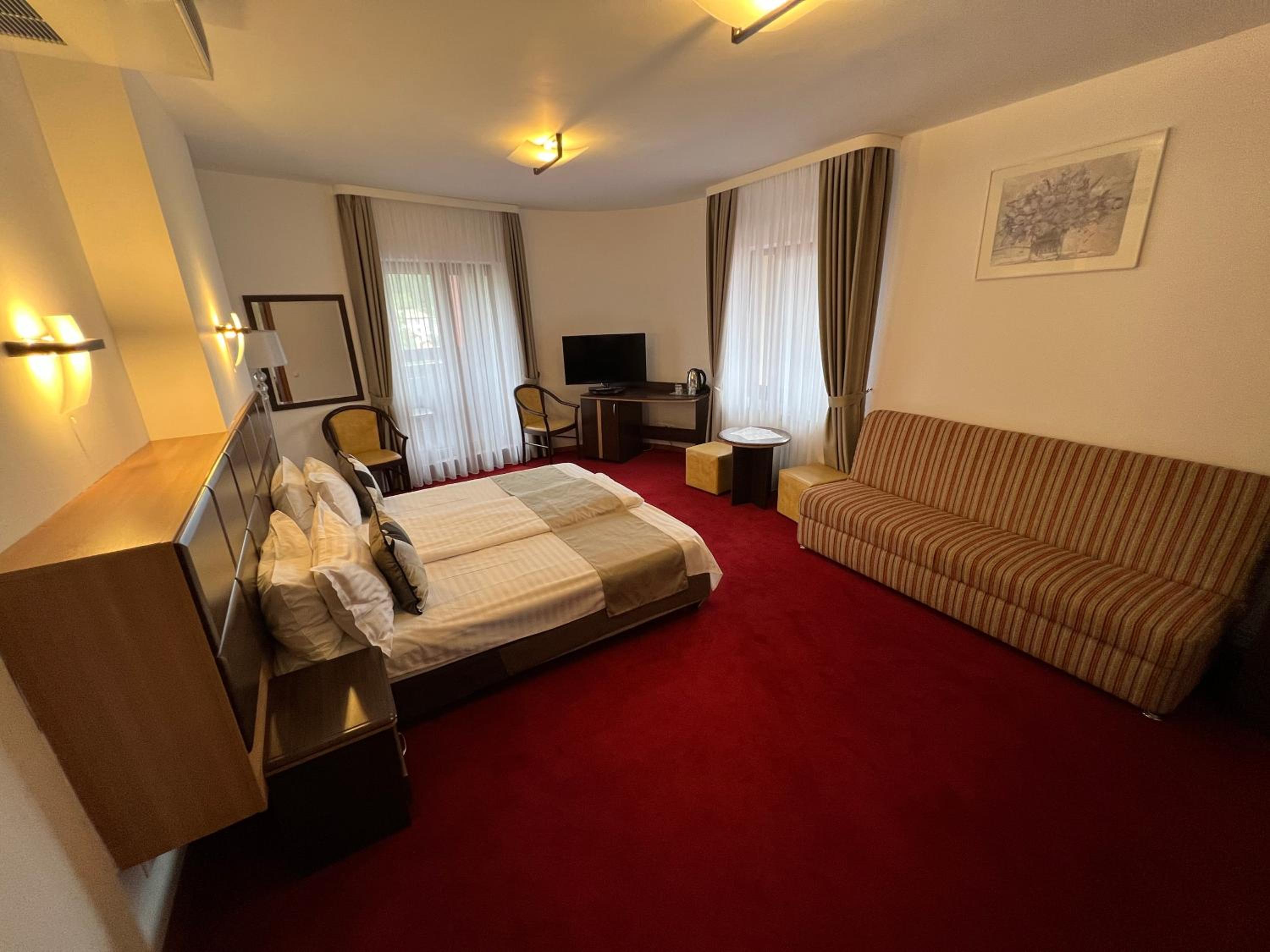 Triple Room - Photo 1