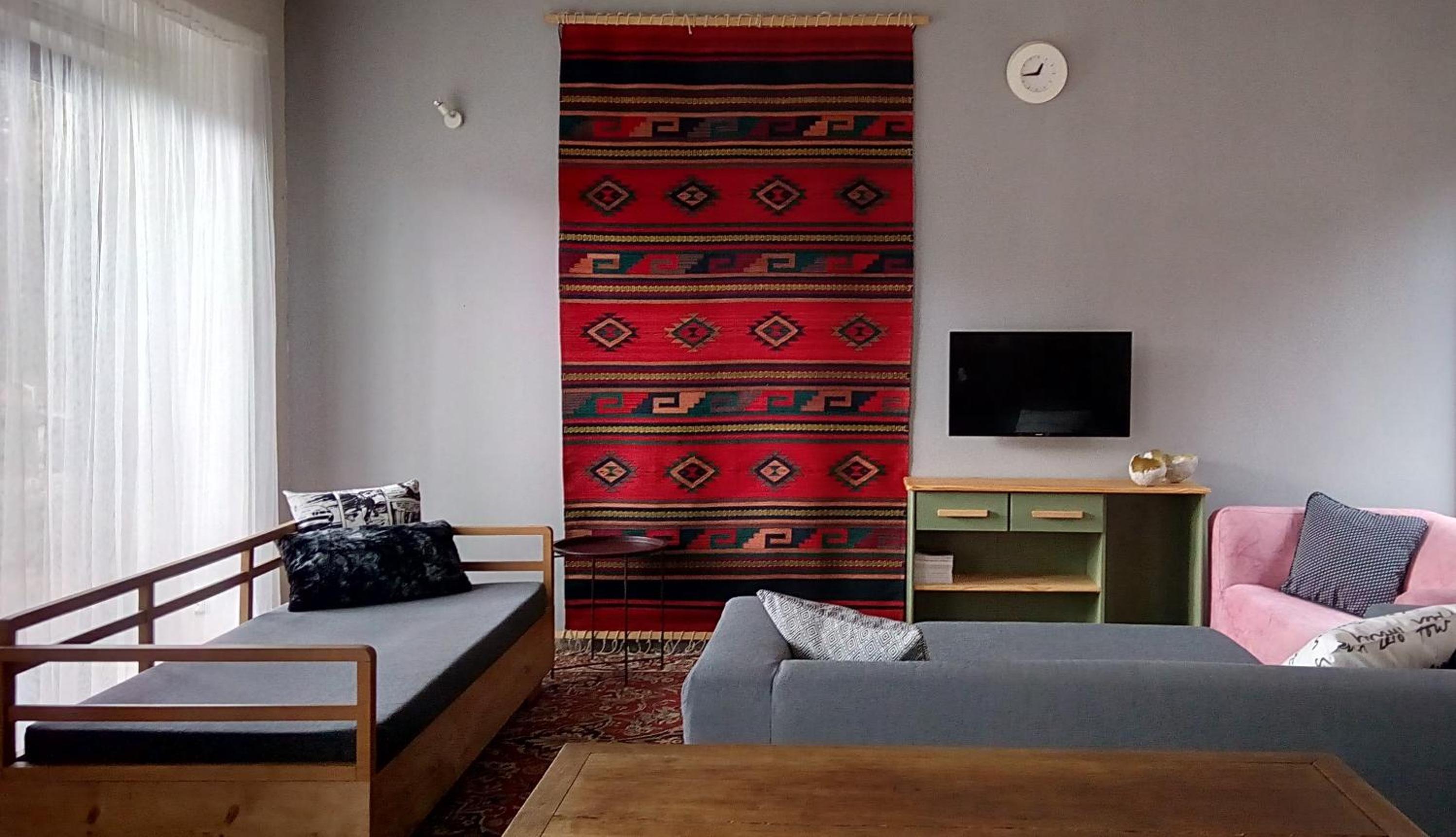 One-Bedroom Apartment photo 3