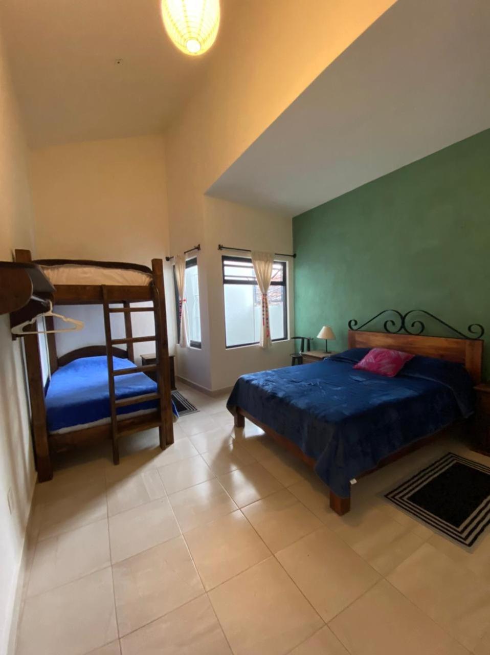 Quadruple Room with Shared Bathroom photo 1