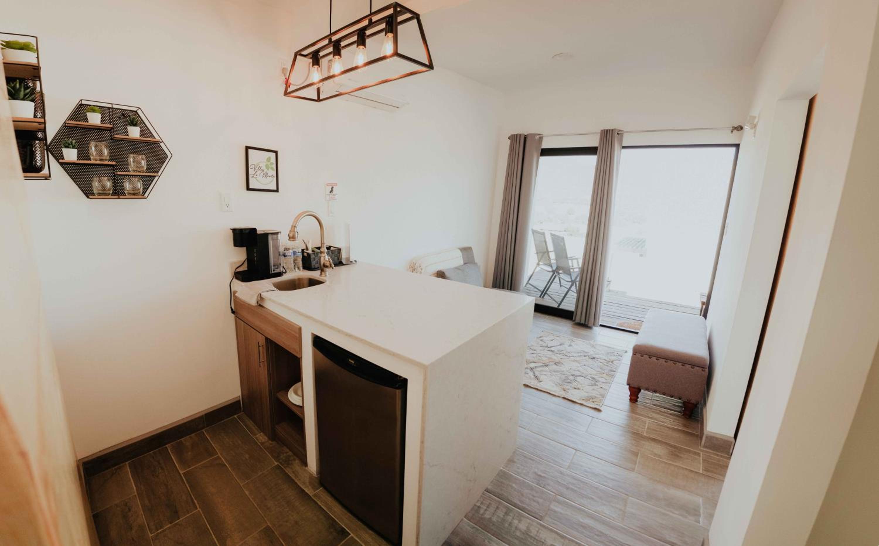 Two-Bedroom House - Photo 6