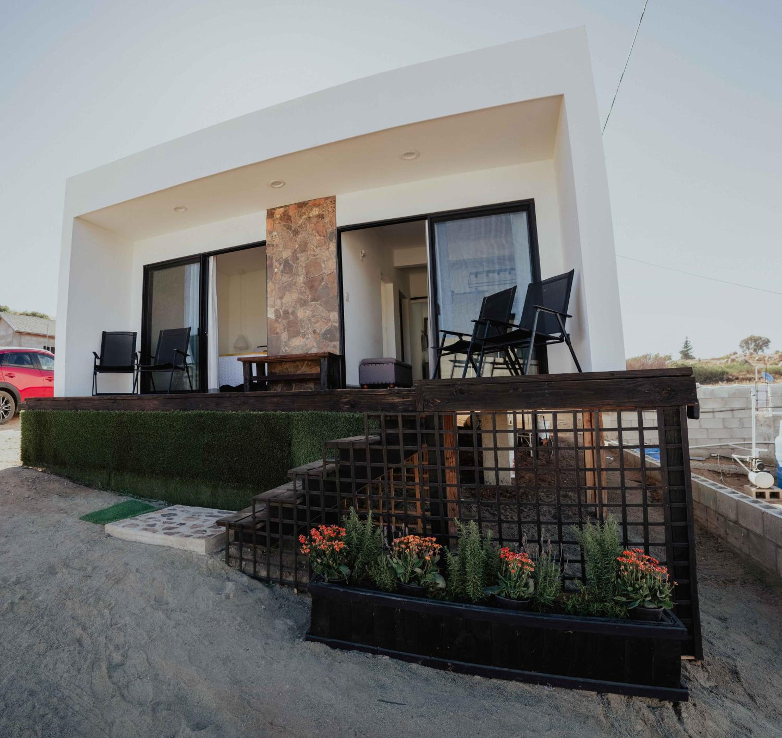 Two-Bedroom House - Photo 15