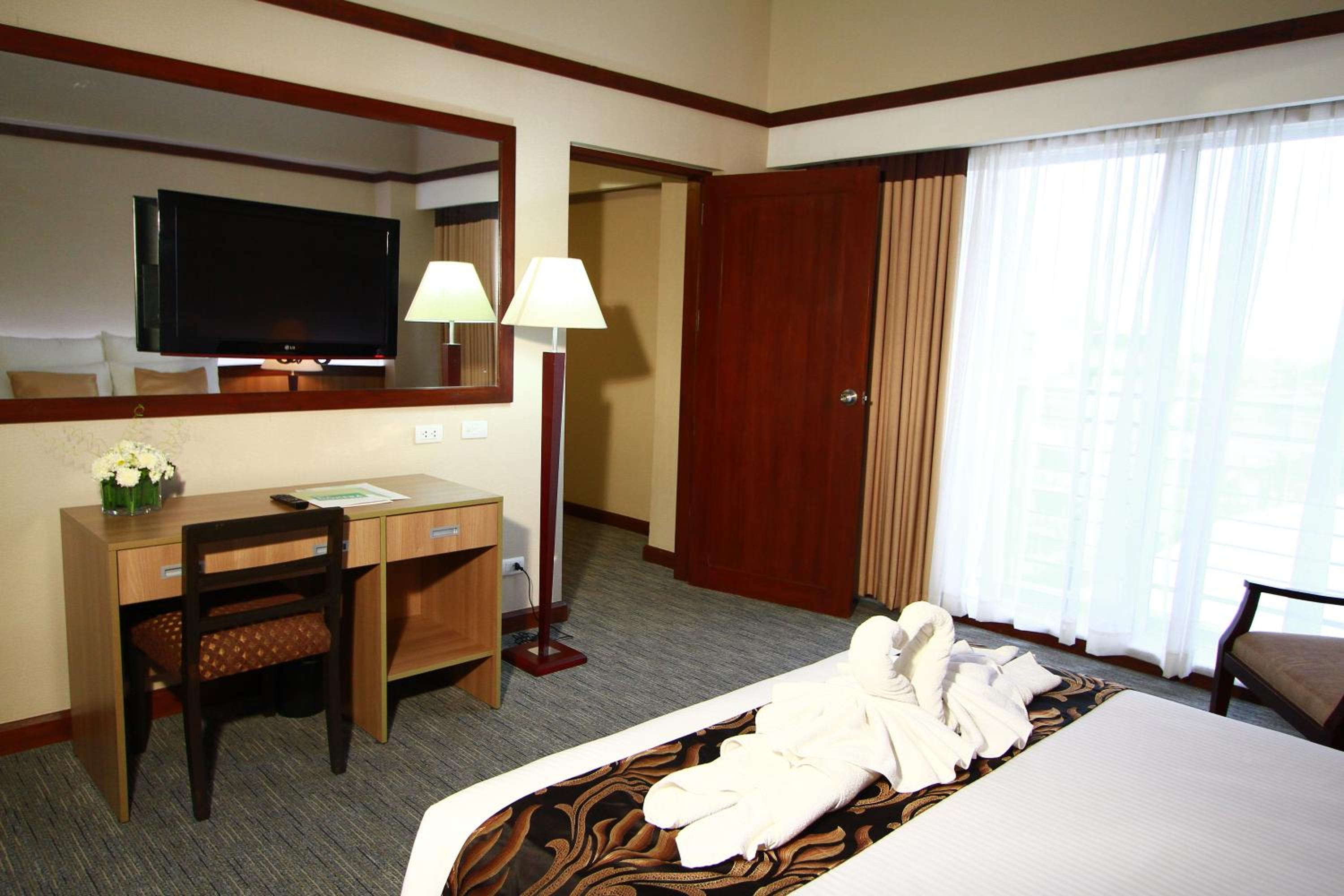 Premier Double or Twin Room - Photo 4