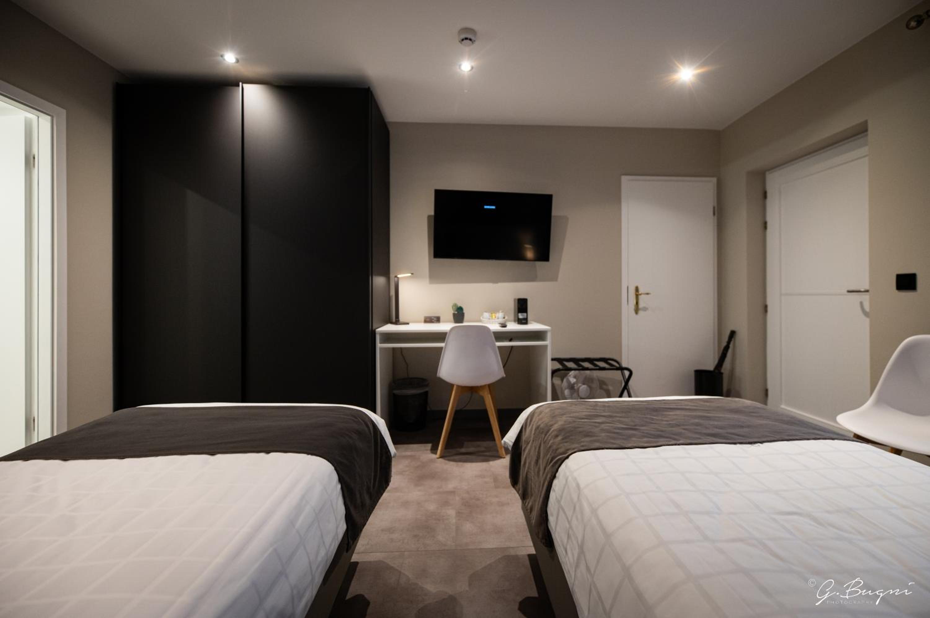 Standard Double Room photo 1