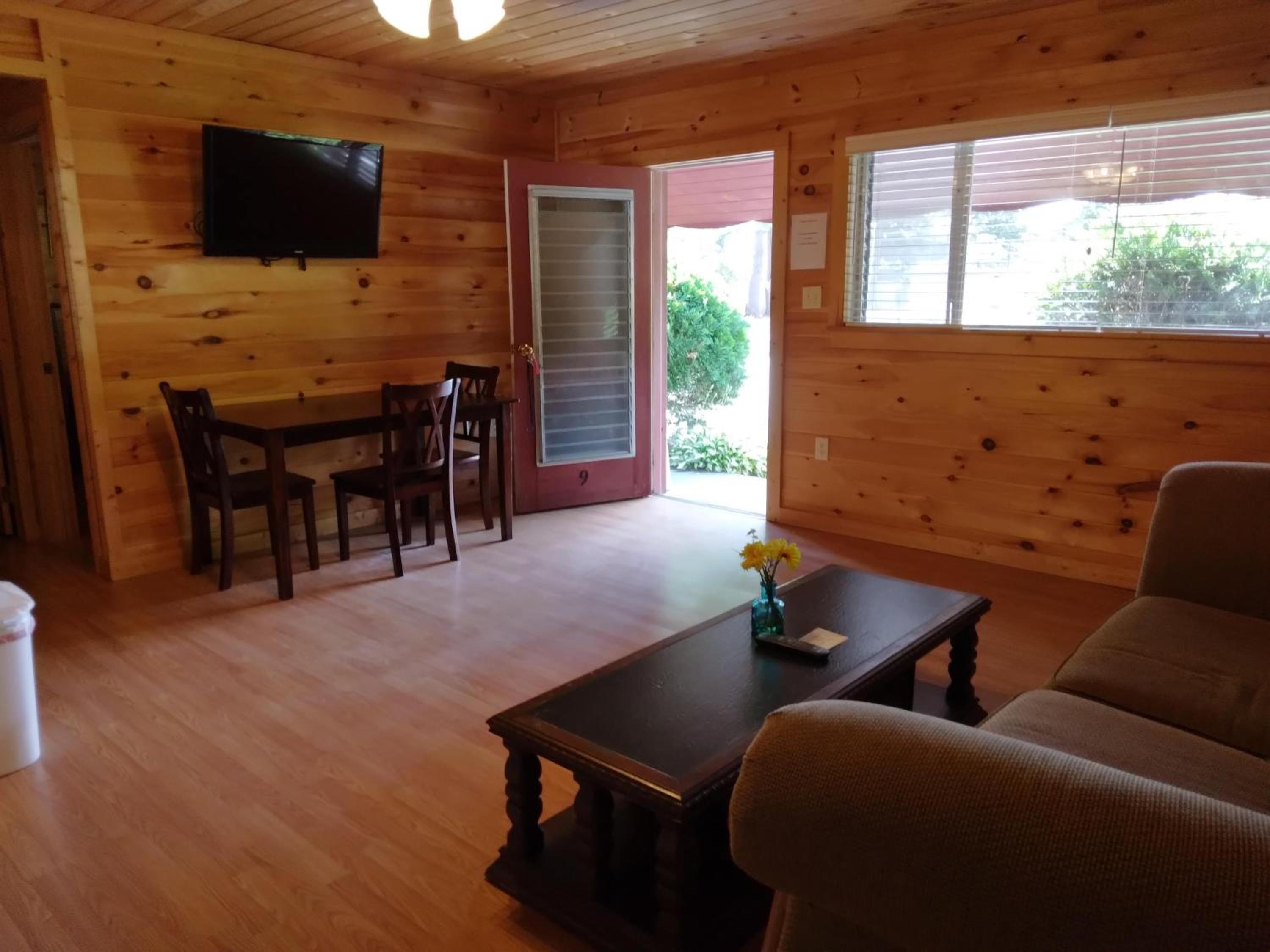 Lakeside Family Suite