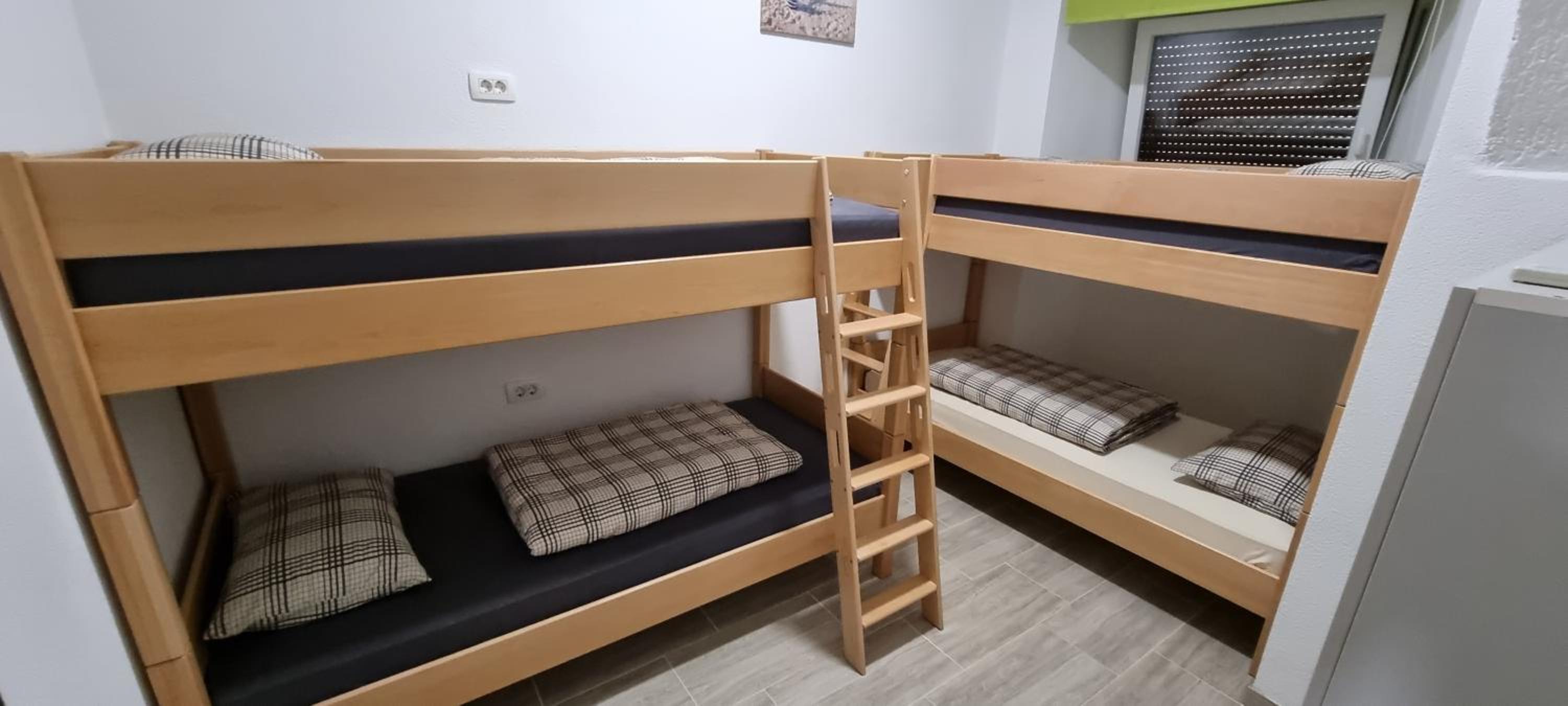 Bed in 4-Bed Dormitory Room photo 2