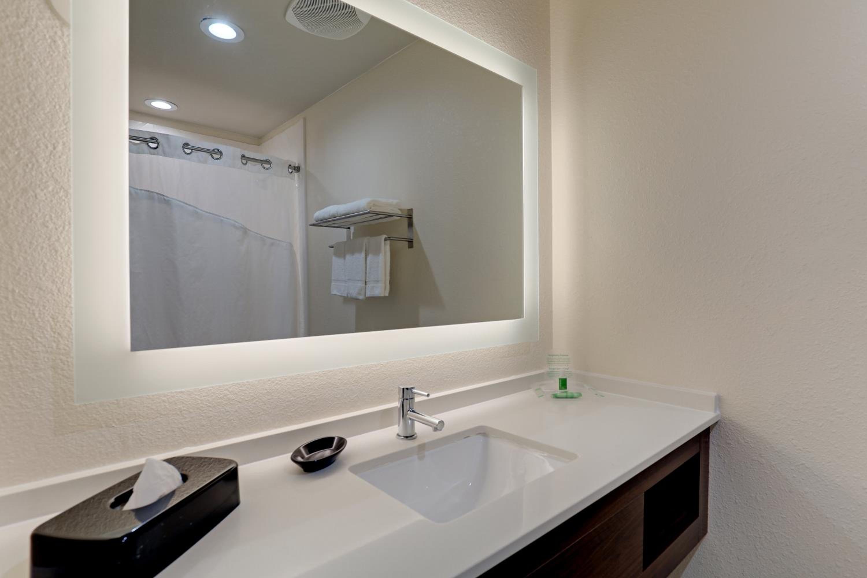 Standard Room - Photo 4