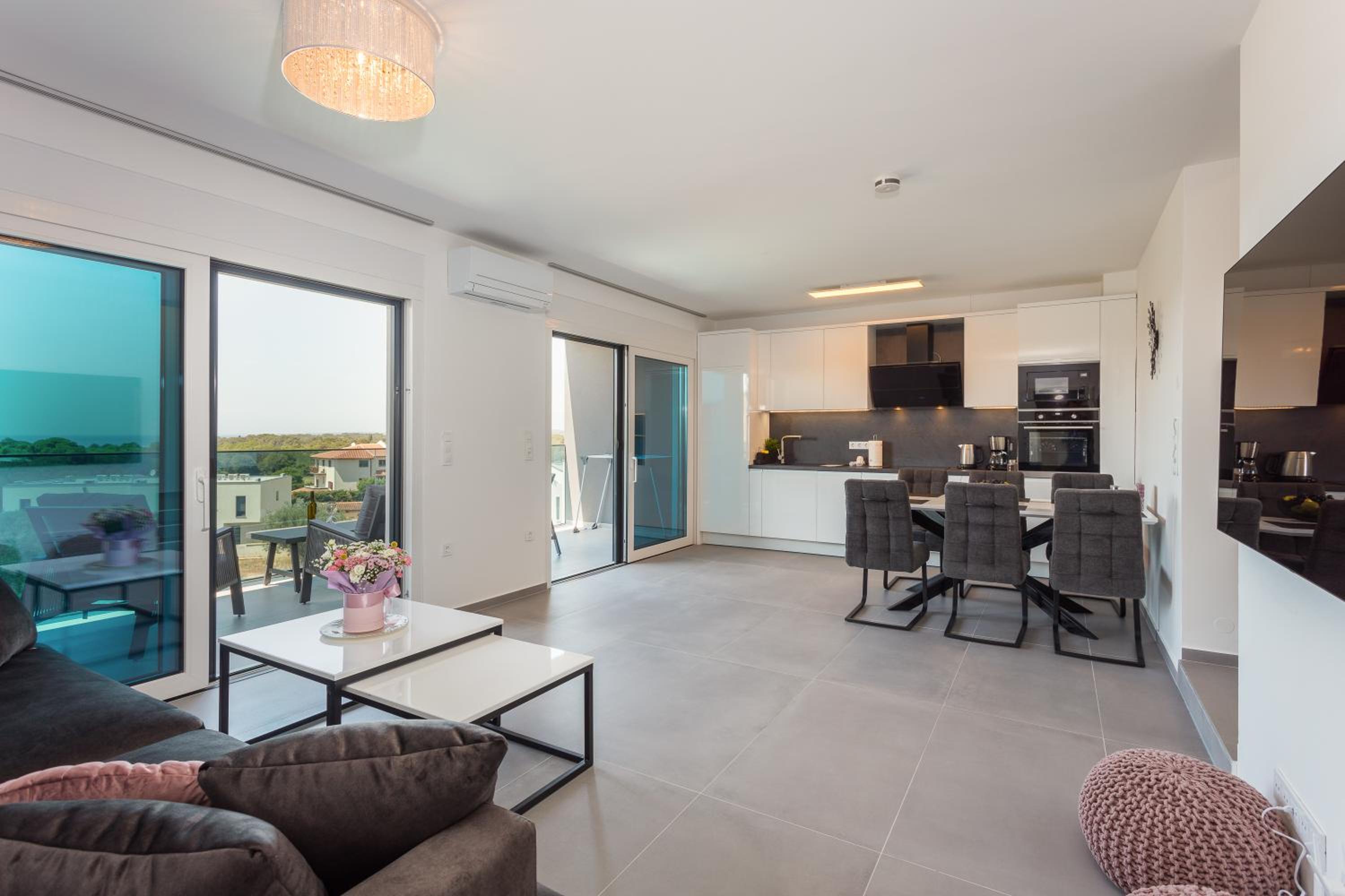 Apartment with Sea View