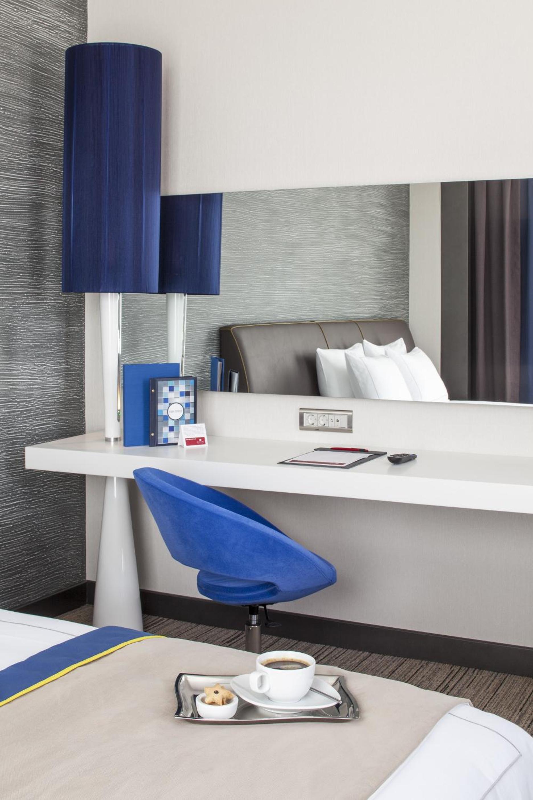 Double Room - Disability Access - Non-Smoking photo 2