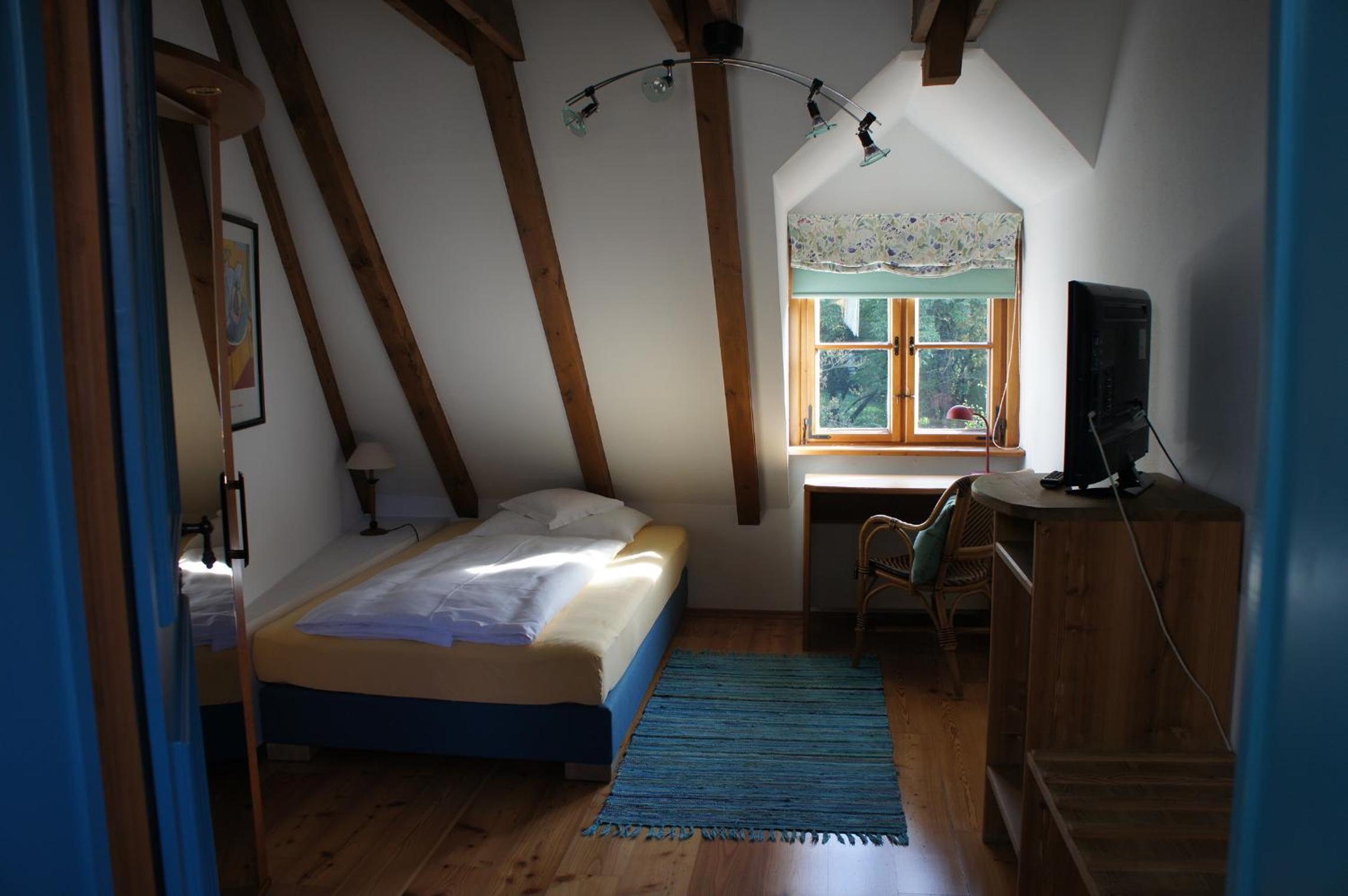 Single Room with Shower