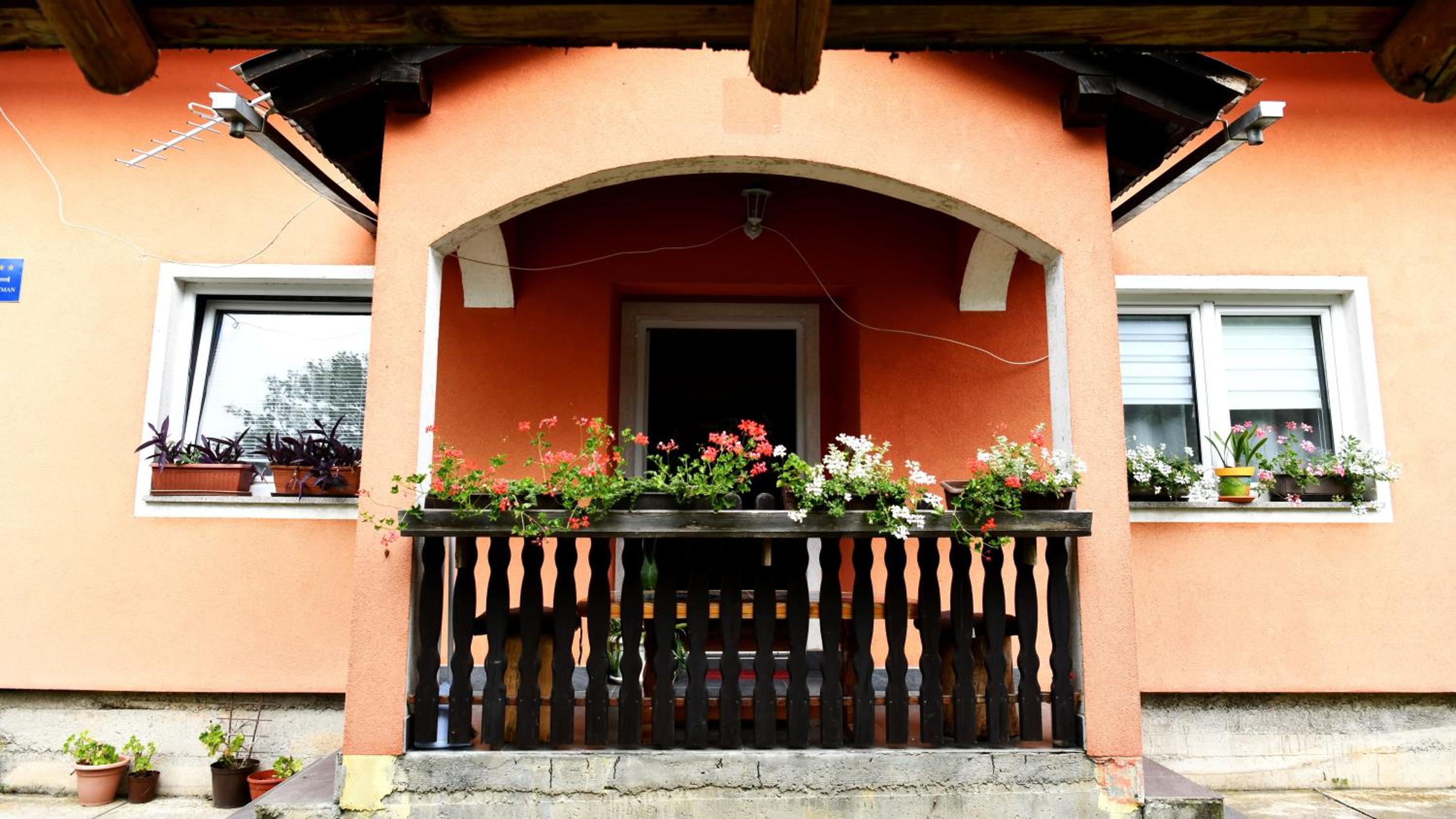 Two-Bedroom Apartment with Patio - Photo 4