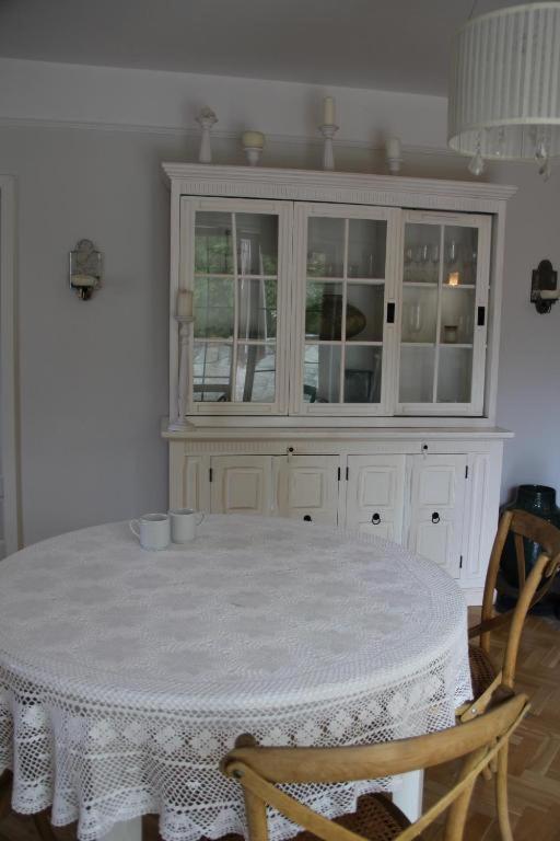 Two-Bedroom Apartment - Photo 12