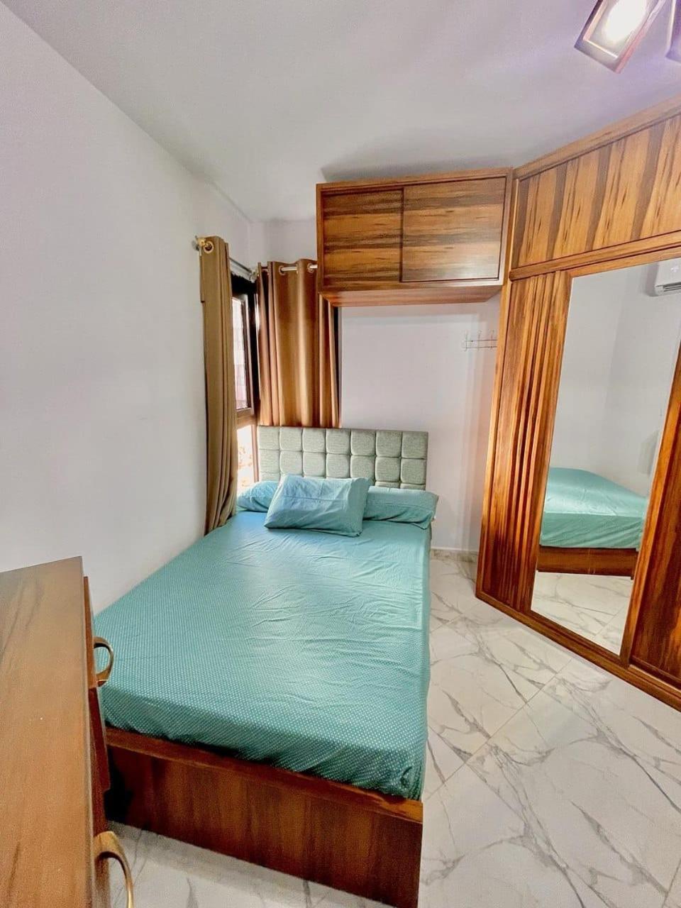 One-Bedroom Apartment - Photo 11