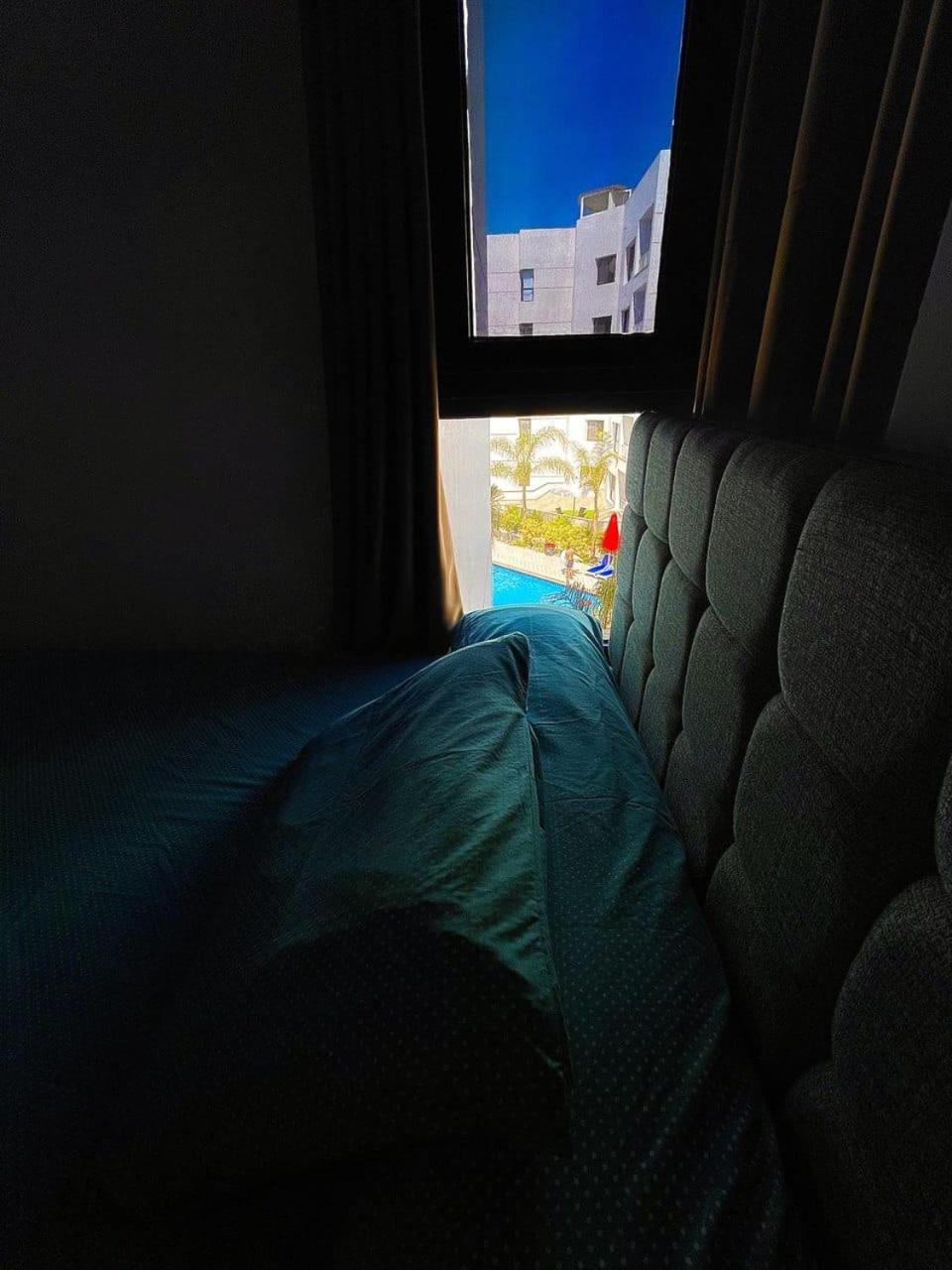 One-Bedroom Apartment - Photo 3