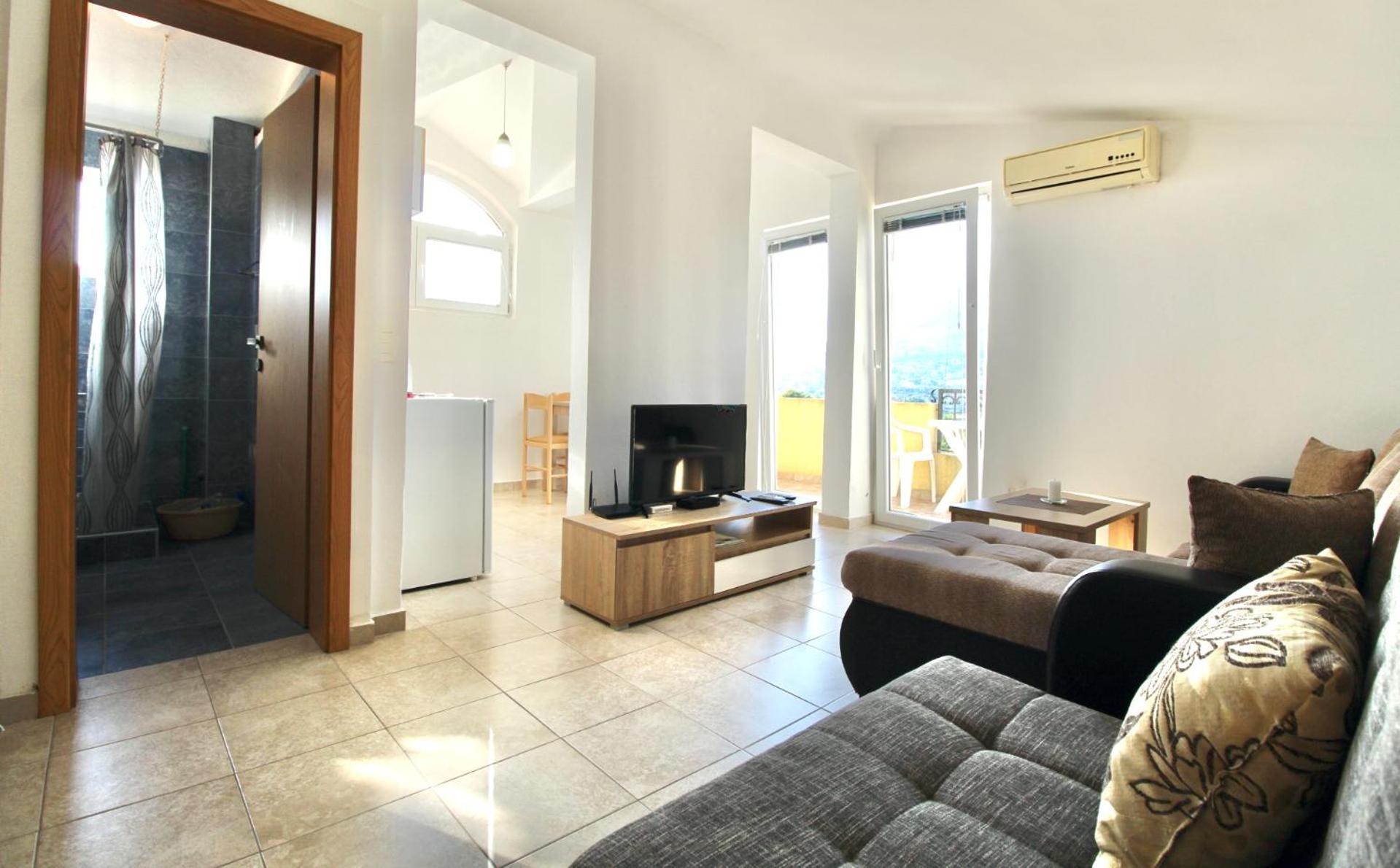 Studio with Terrace