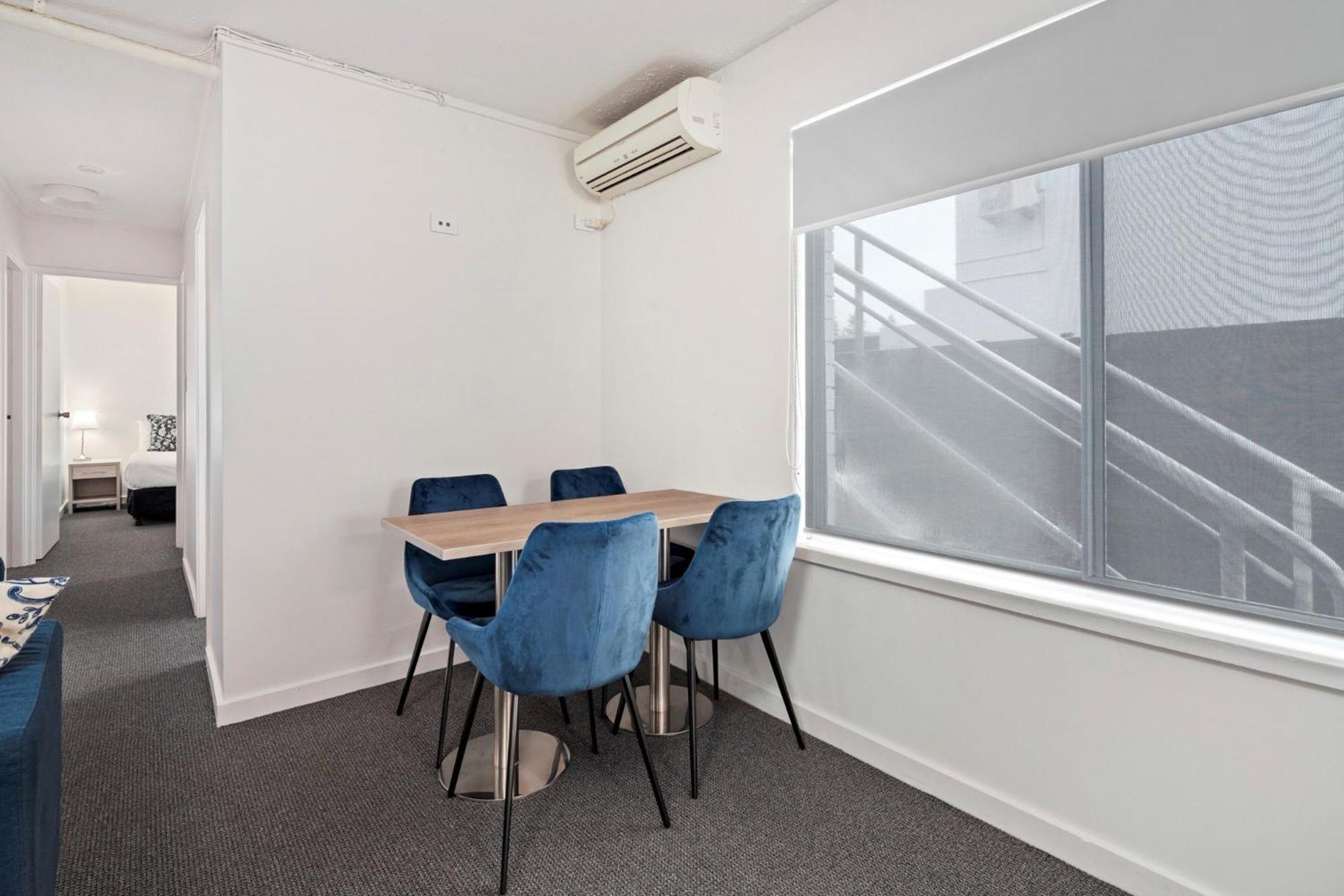 Three-Bedroom Apartment - Photo 2