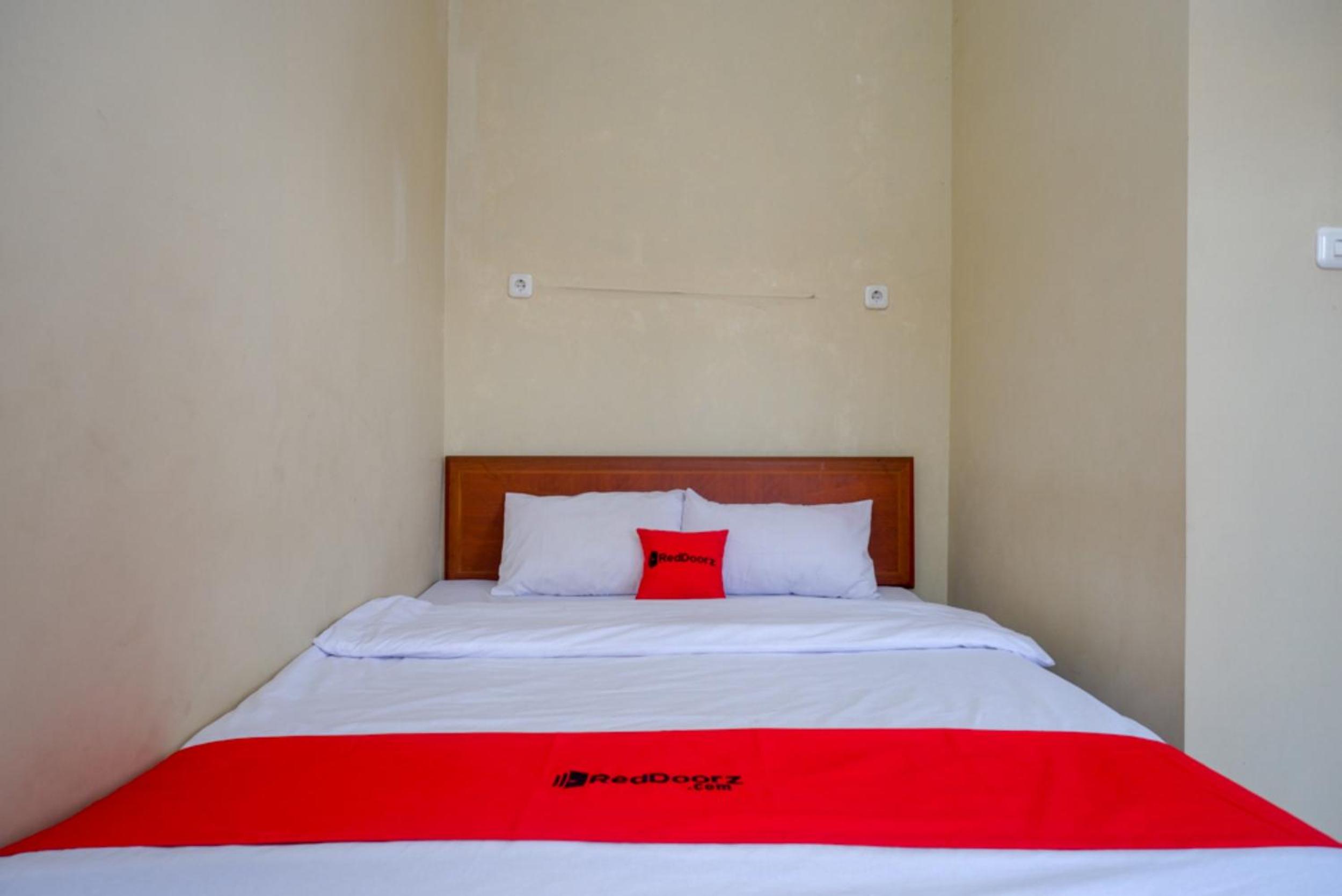 Standard Double Room - Photo 6