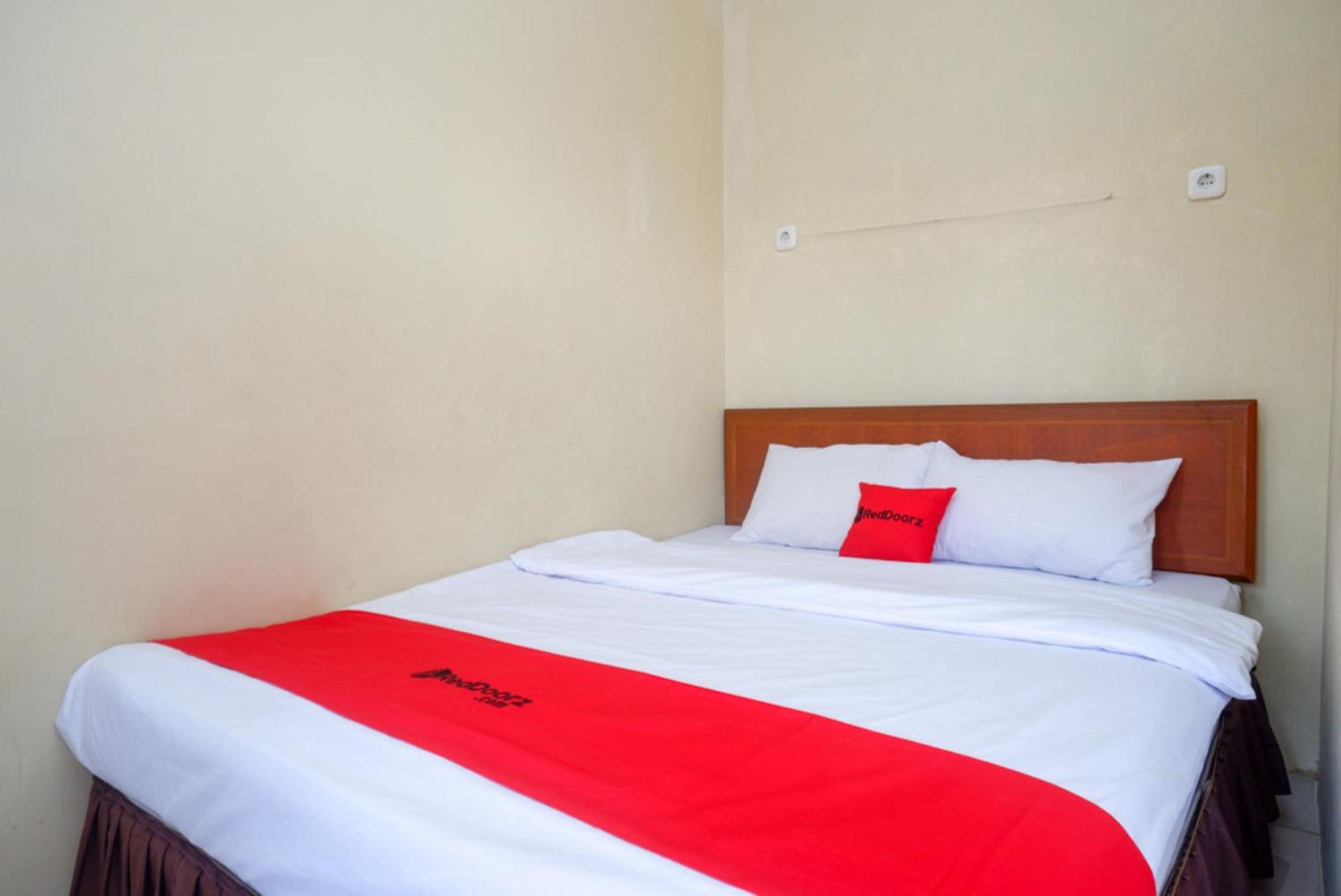 Standard Double Room - Photo 2